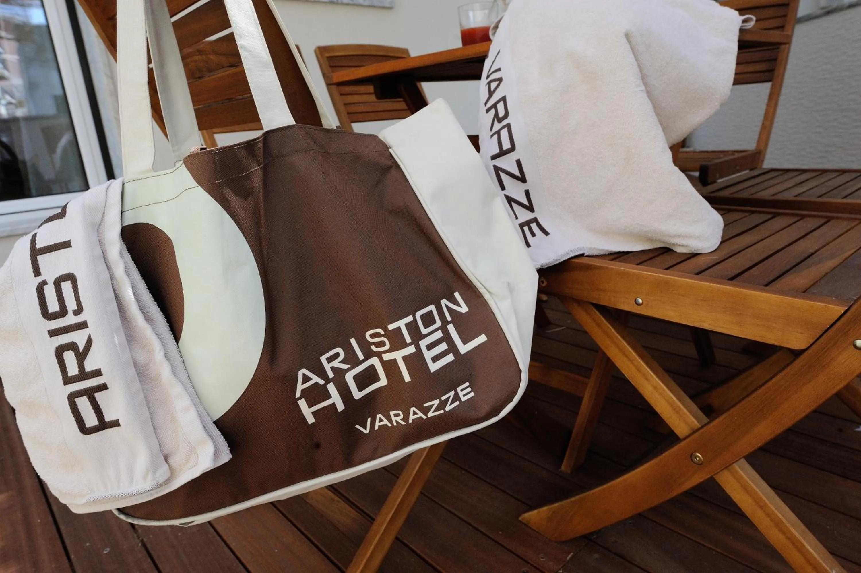 Living room in Hotel Ariston & Apartments