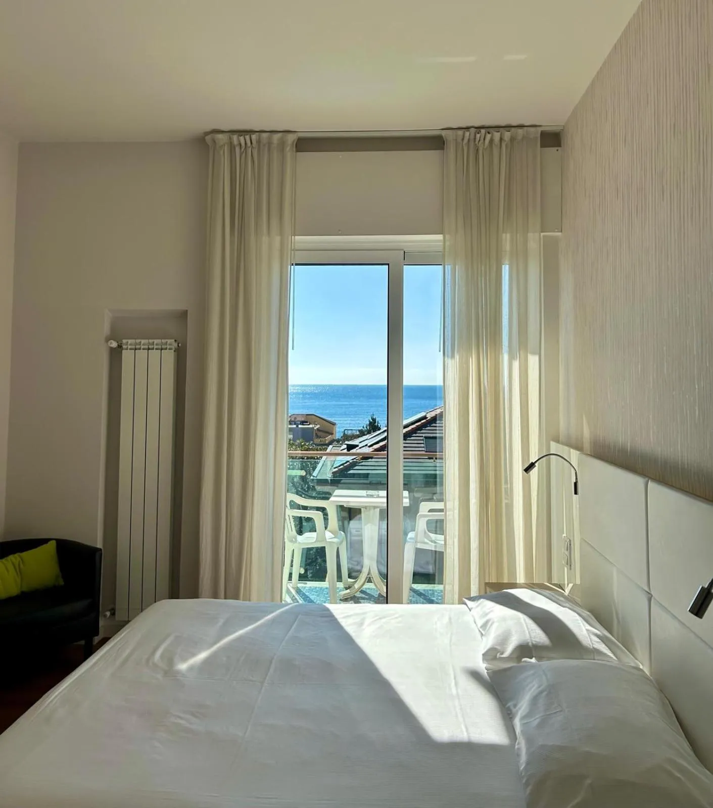 Bed in Hotel Ariston & Apartments