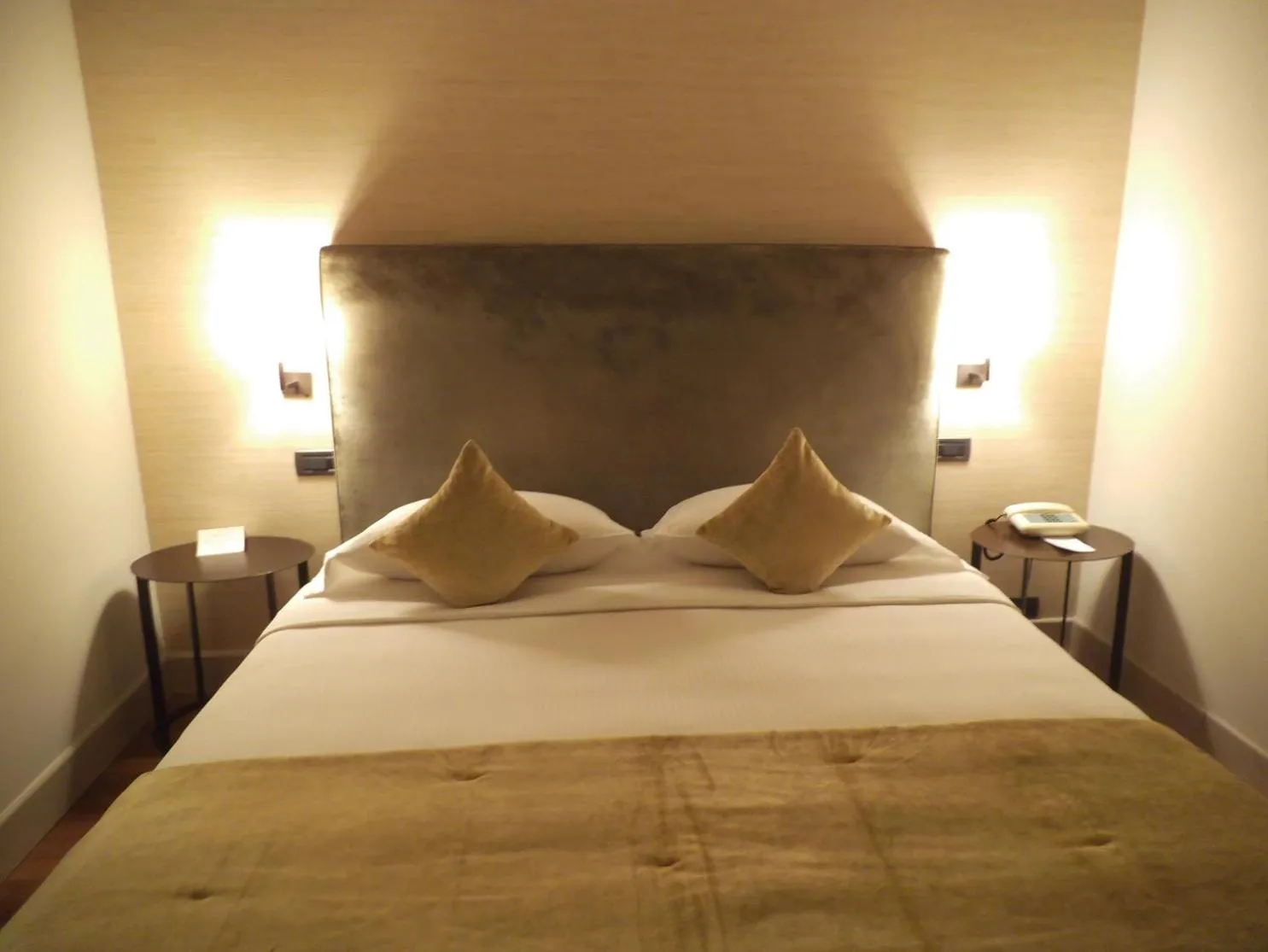 Bed in Hotel Ariston & Apartments