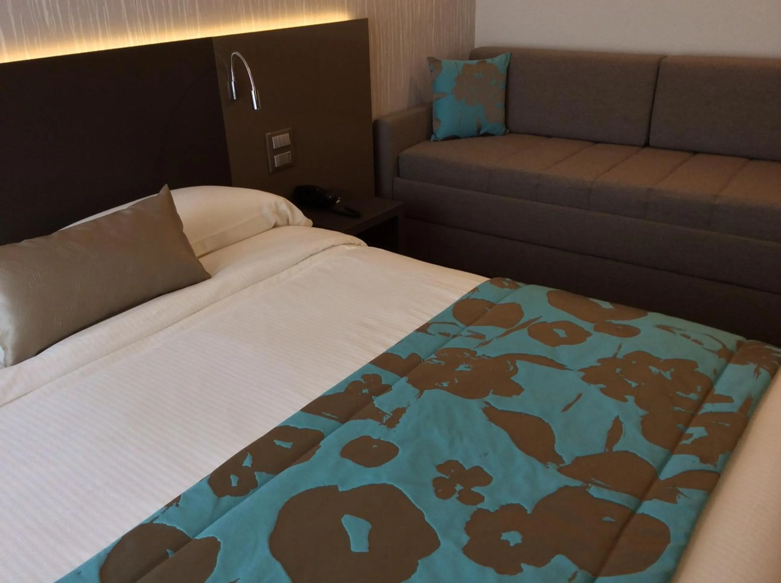 Decorative detail, Bed in Hotel Ariston & Apartments