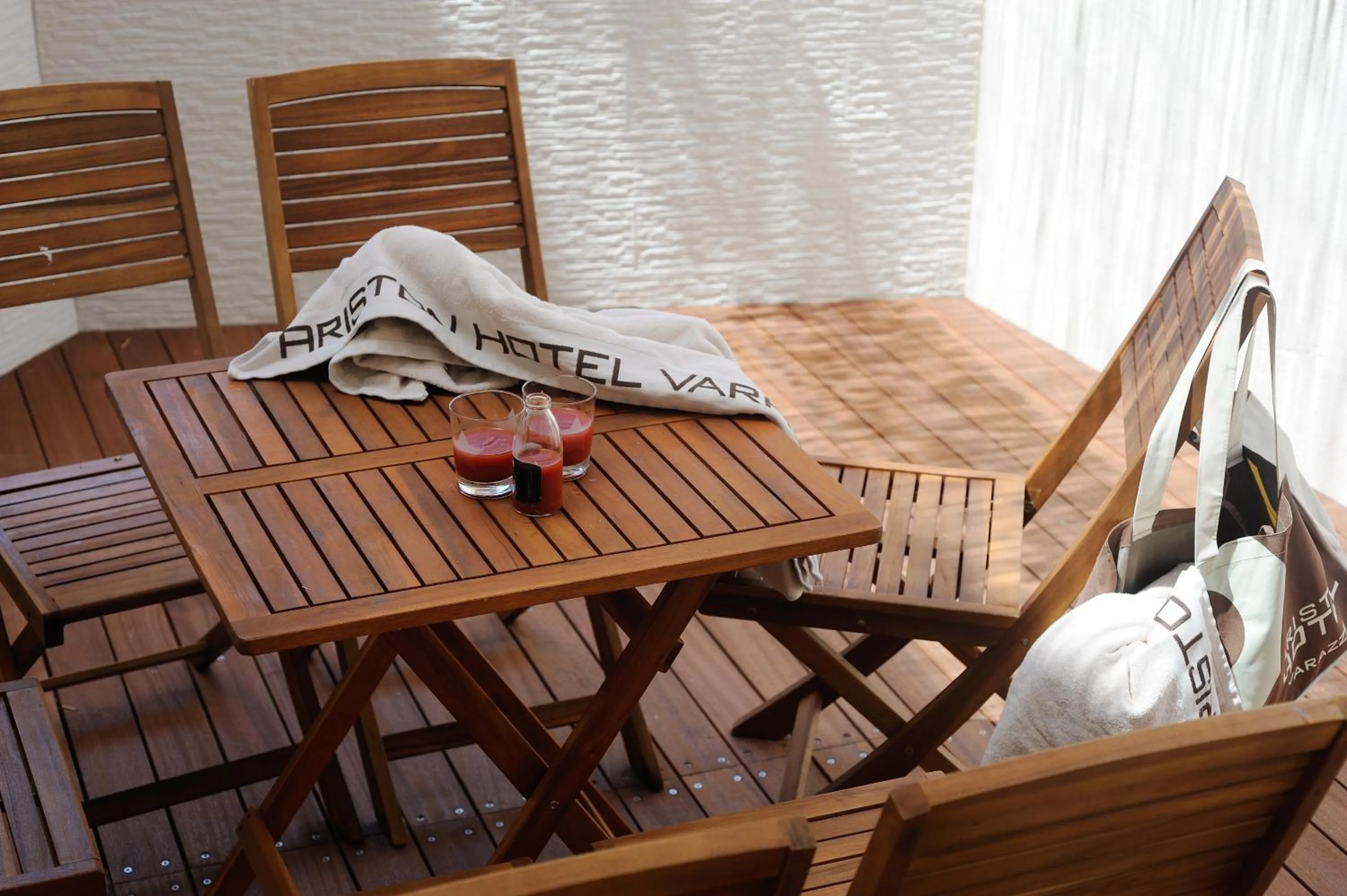 Garden in Hotel Ariston & Apartments