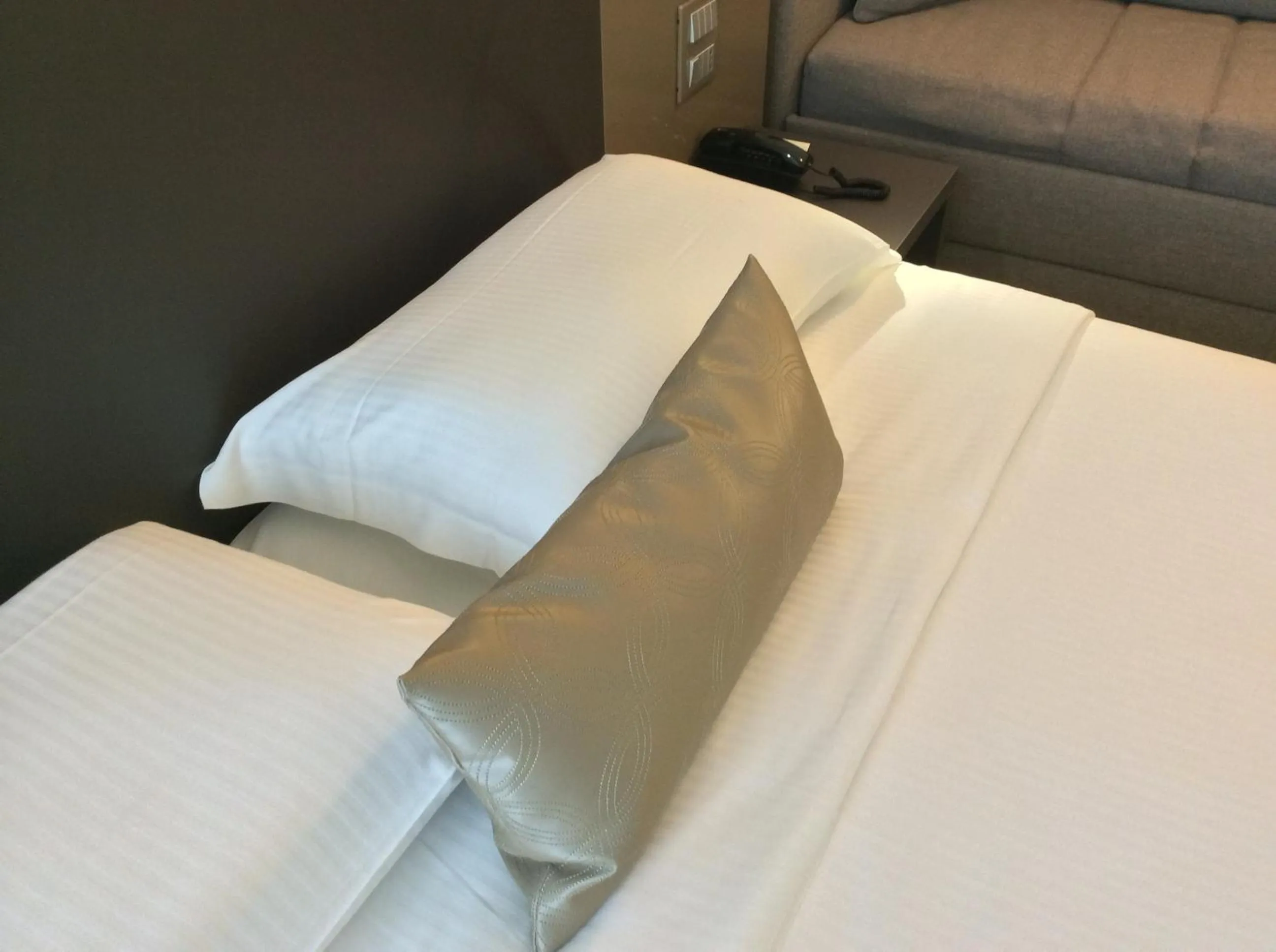 Decorative detail, Bed in Hotel Ariston & Apartments