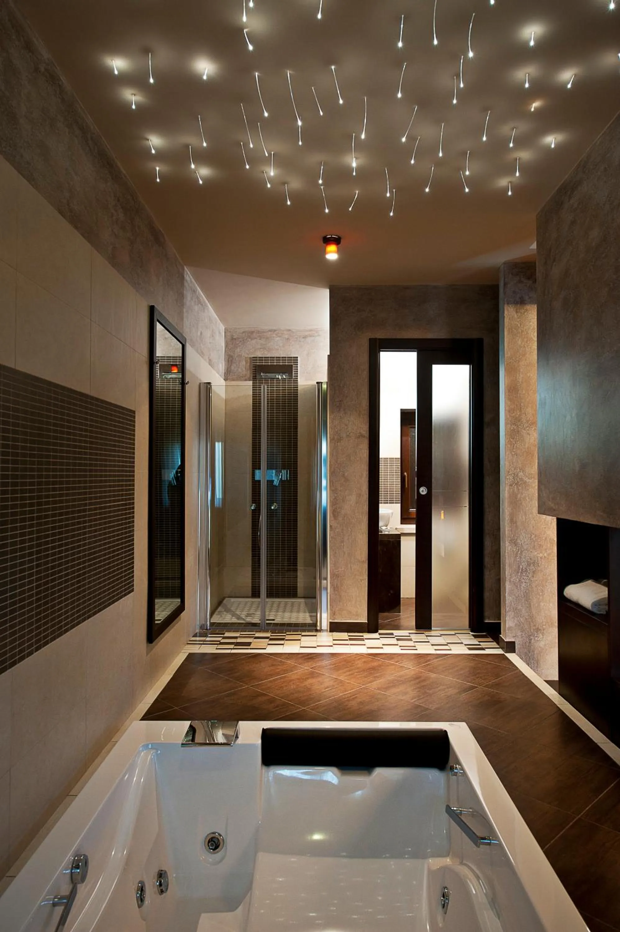 Hot Tub in Agriturismo Il Granaio Hotel & SPA