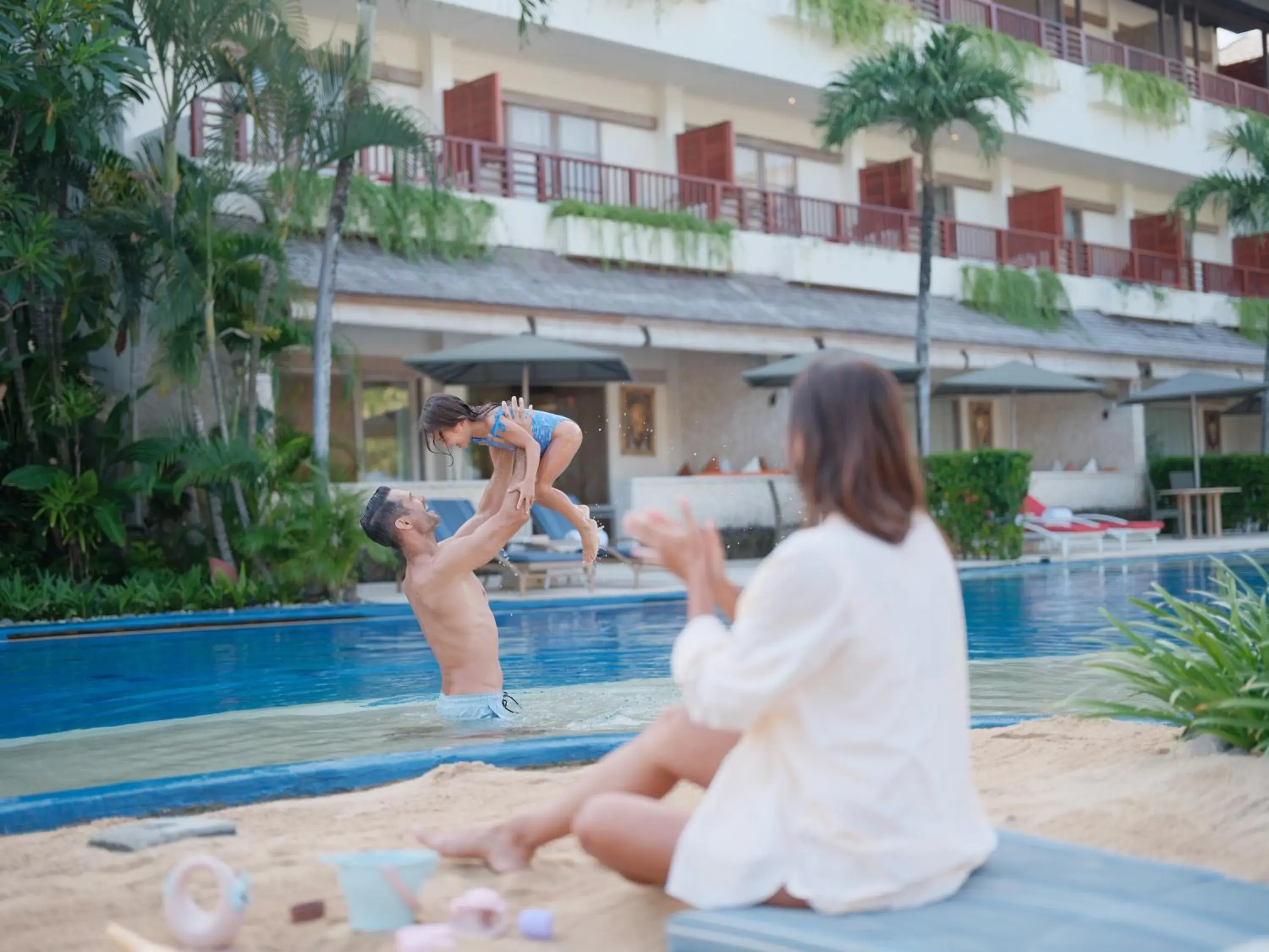 Swimming pool in Blu-Zea Resort by Double-Six Swimming pool in Blu-Zea Resort by Double-Six