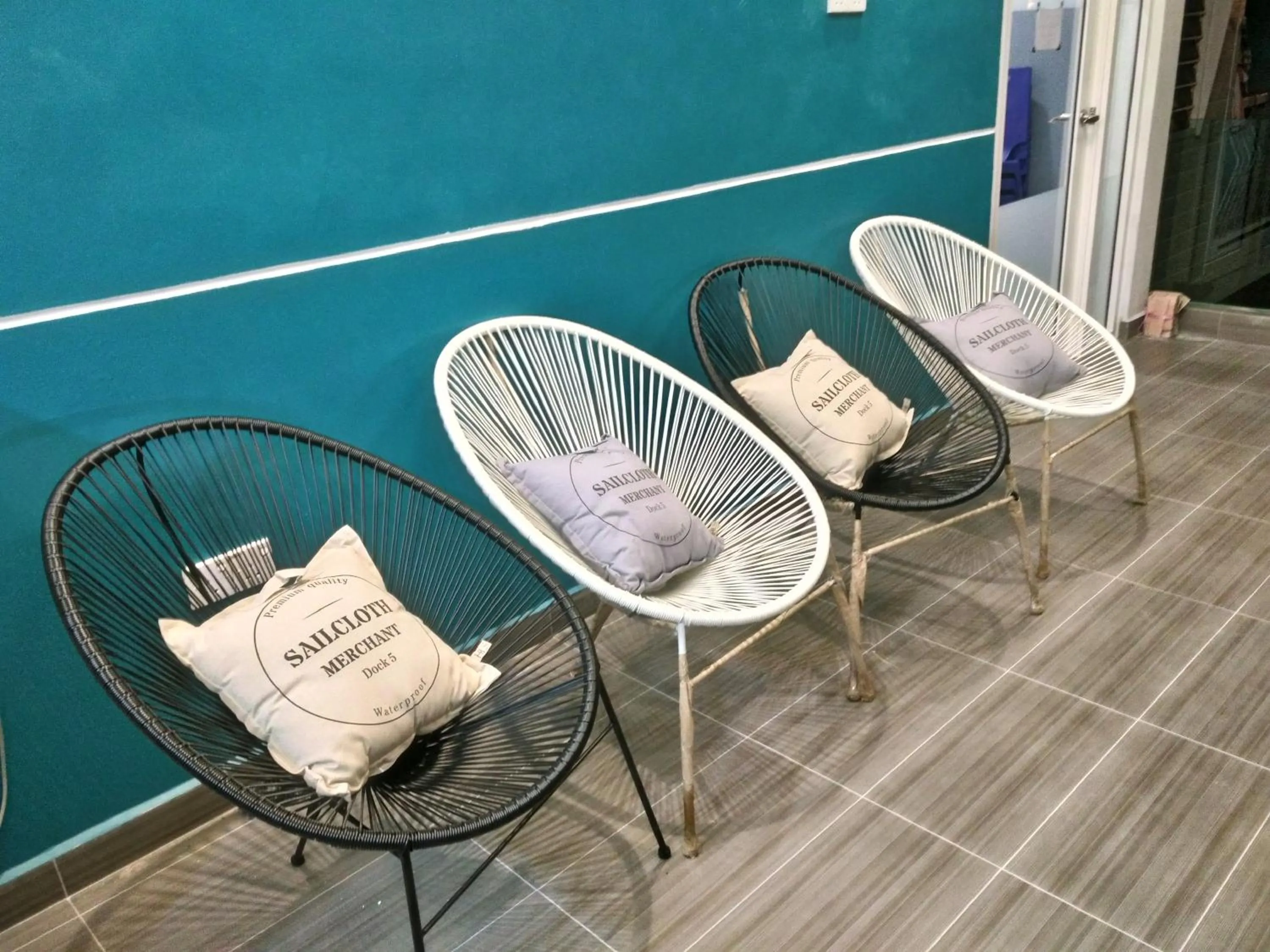 Property building in Pulau Ketam D'island beds&cafe