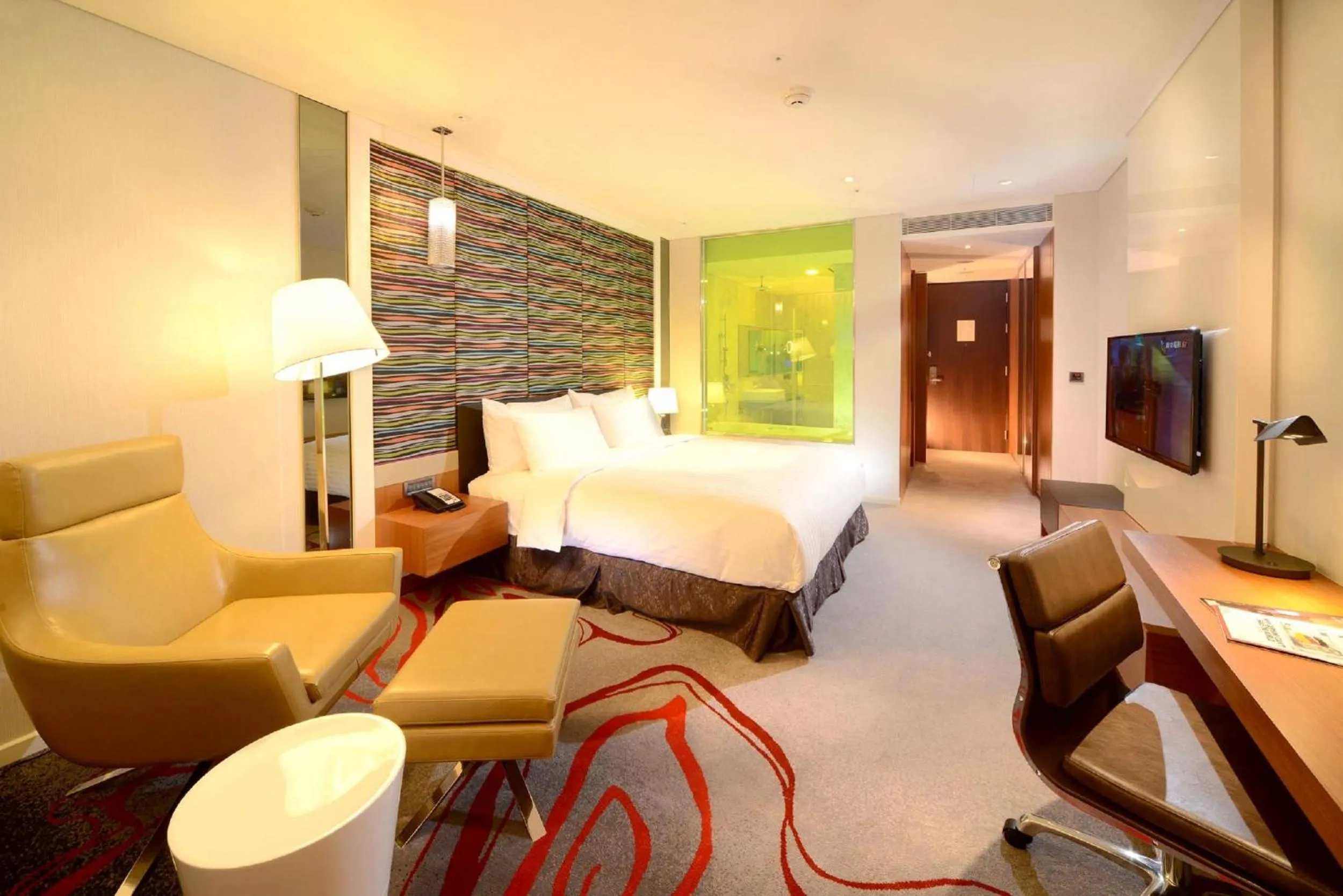 Bed in FleurLis Hotel