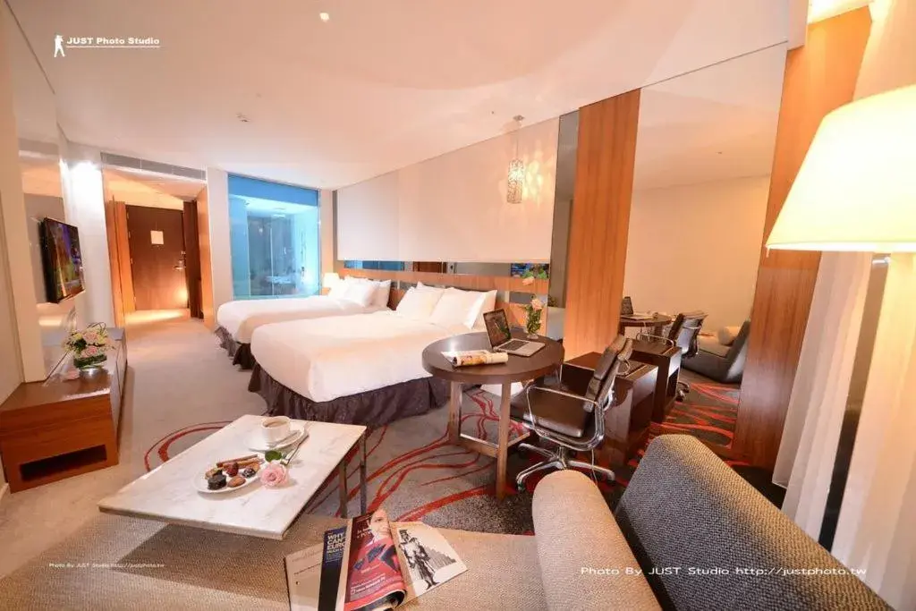 Bed in FleurLis Hotel Bed in FleurLis Hotel