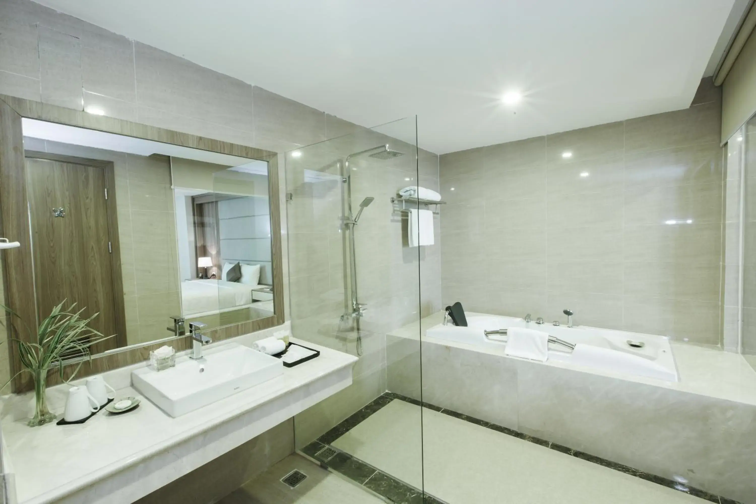 Executive Suite in Muong Thanh Luxury Ha Nam Executive Suite in Muong Thanh Luxury Ha Nam