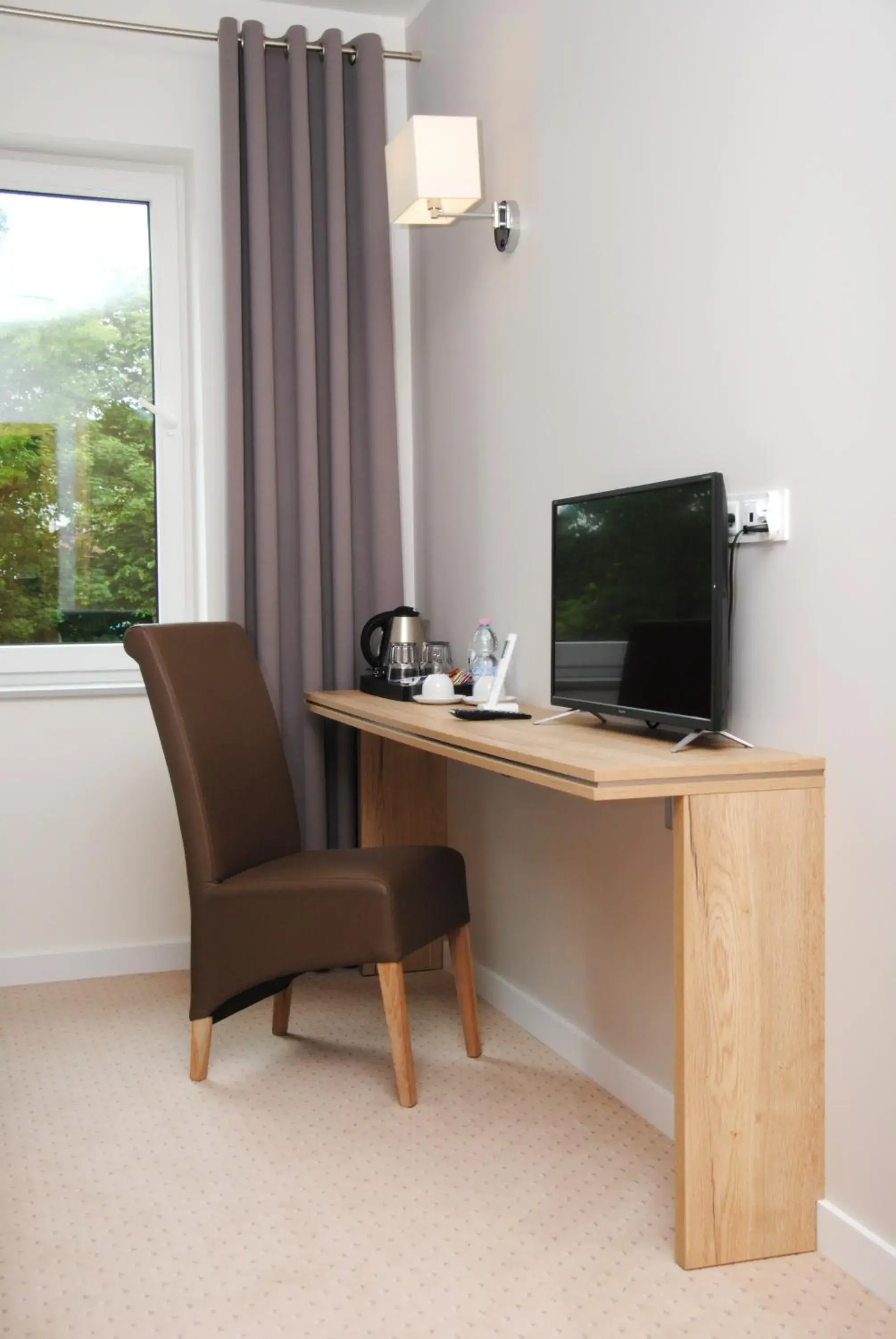 Double or Twin Room with Bathroom - single occupancy in Hotelik 51 Double or Twin Room with Bathroom - single occupancy in Hotelik 51