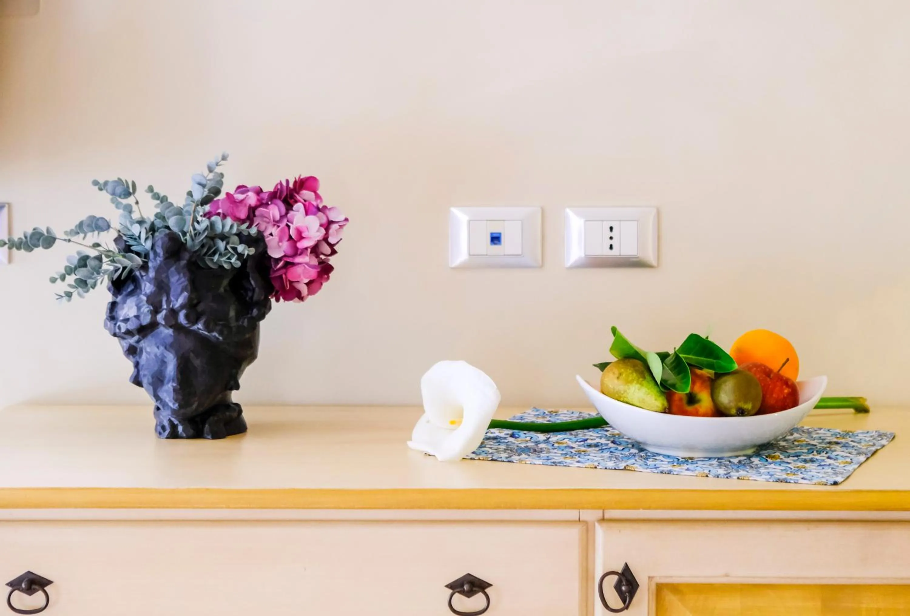 Decorative detail in Hotel Baglio Di Scopello