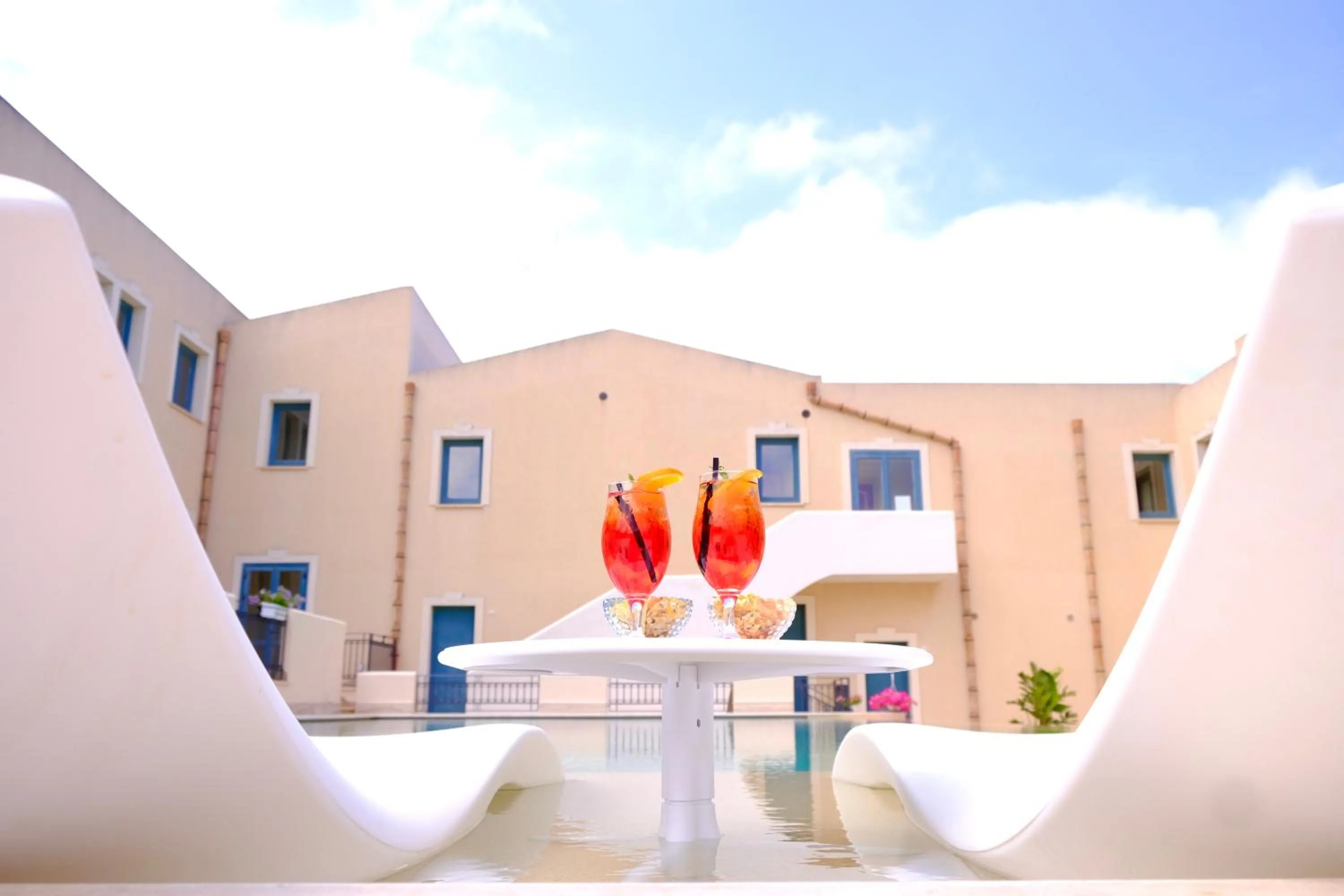 Food and drinks in Hotel Baglio Di Scopello