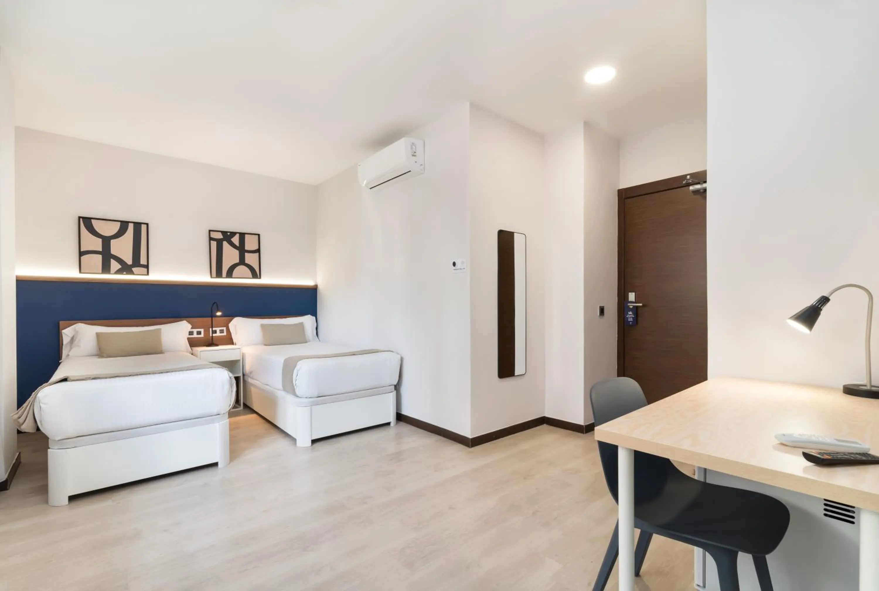 Bedroom, Bed in Roisa Hostal Boutique