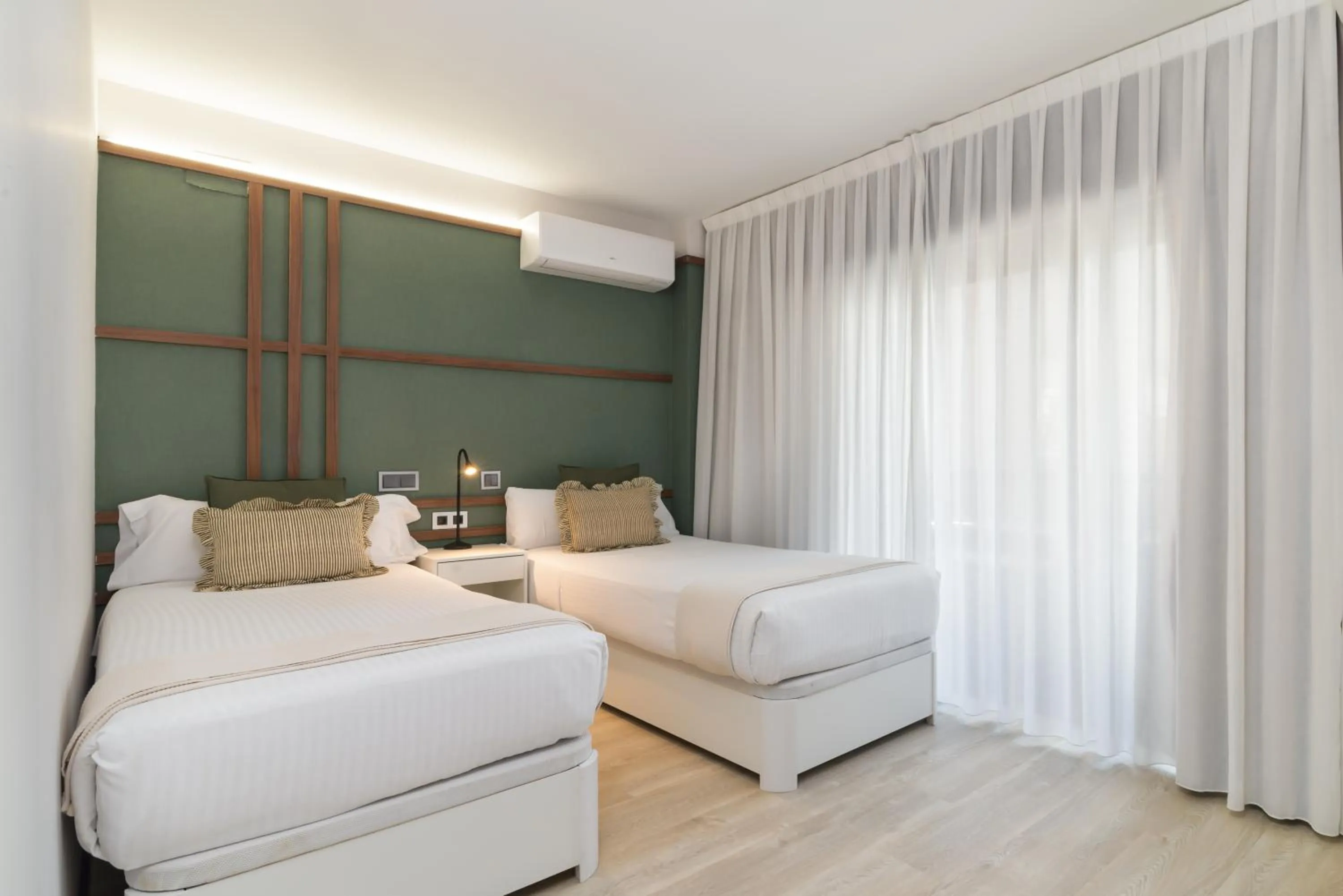 Bed in Roisa Hostal Boutique