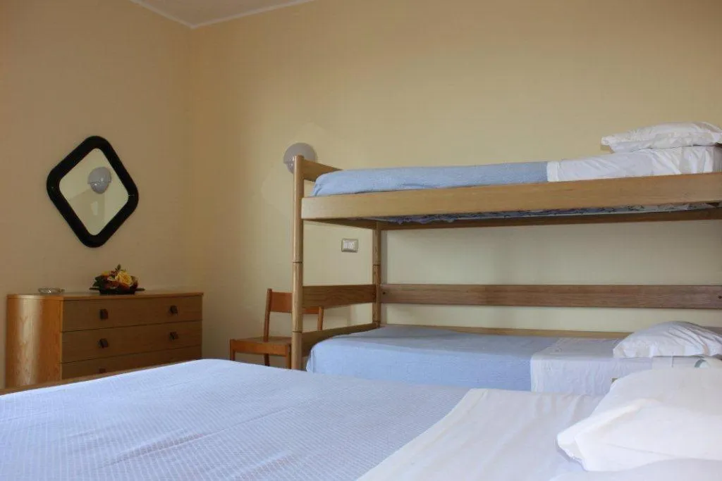 bunk bed in Hotel Turismo