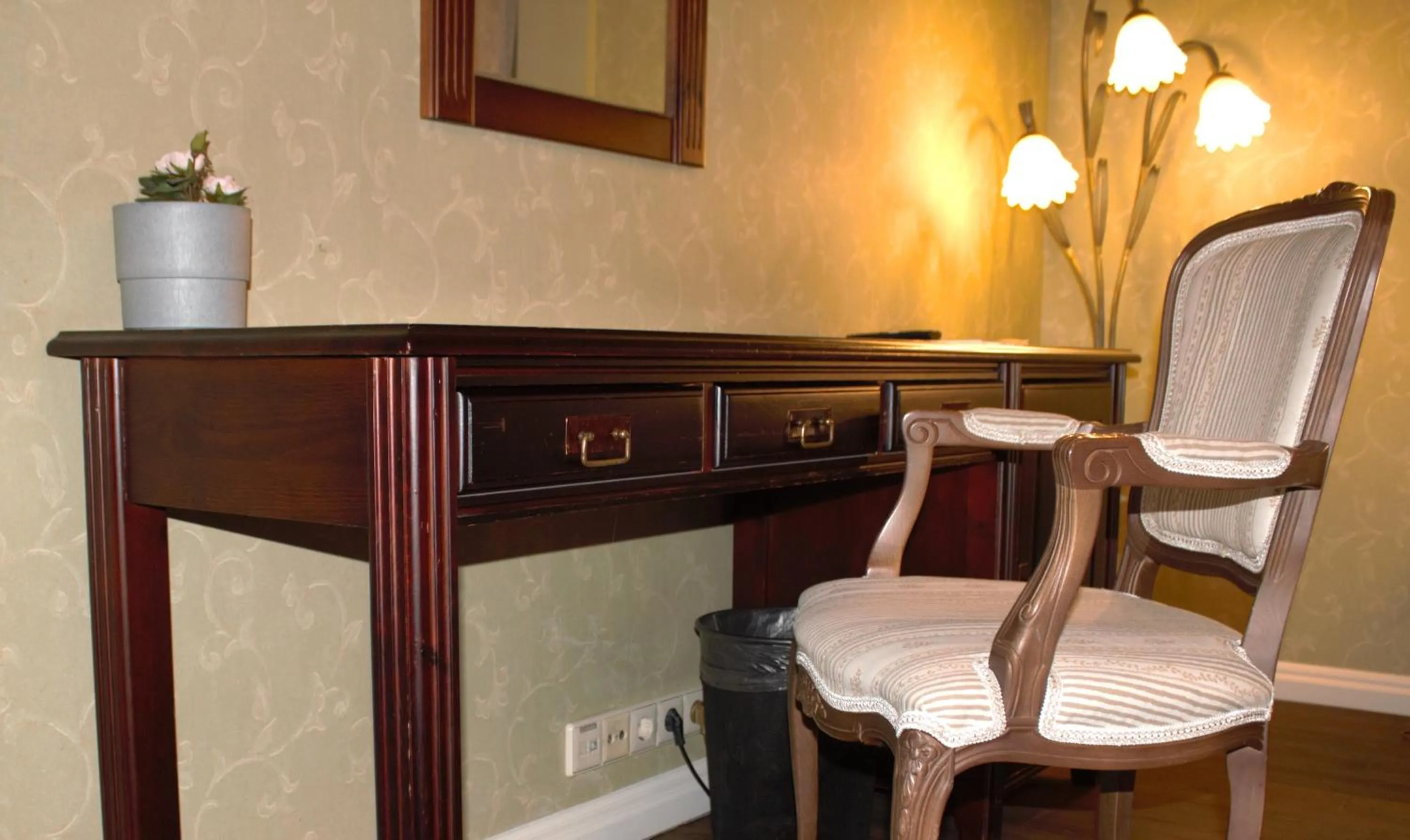 Photo of the whole room in Taanilinna Hotell