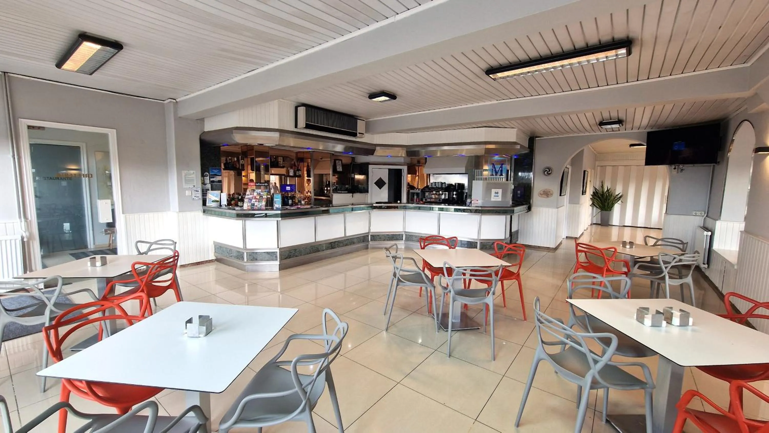 Lobby or reception in Hotel Miramar Playa America Nigran