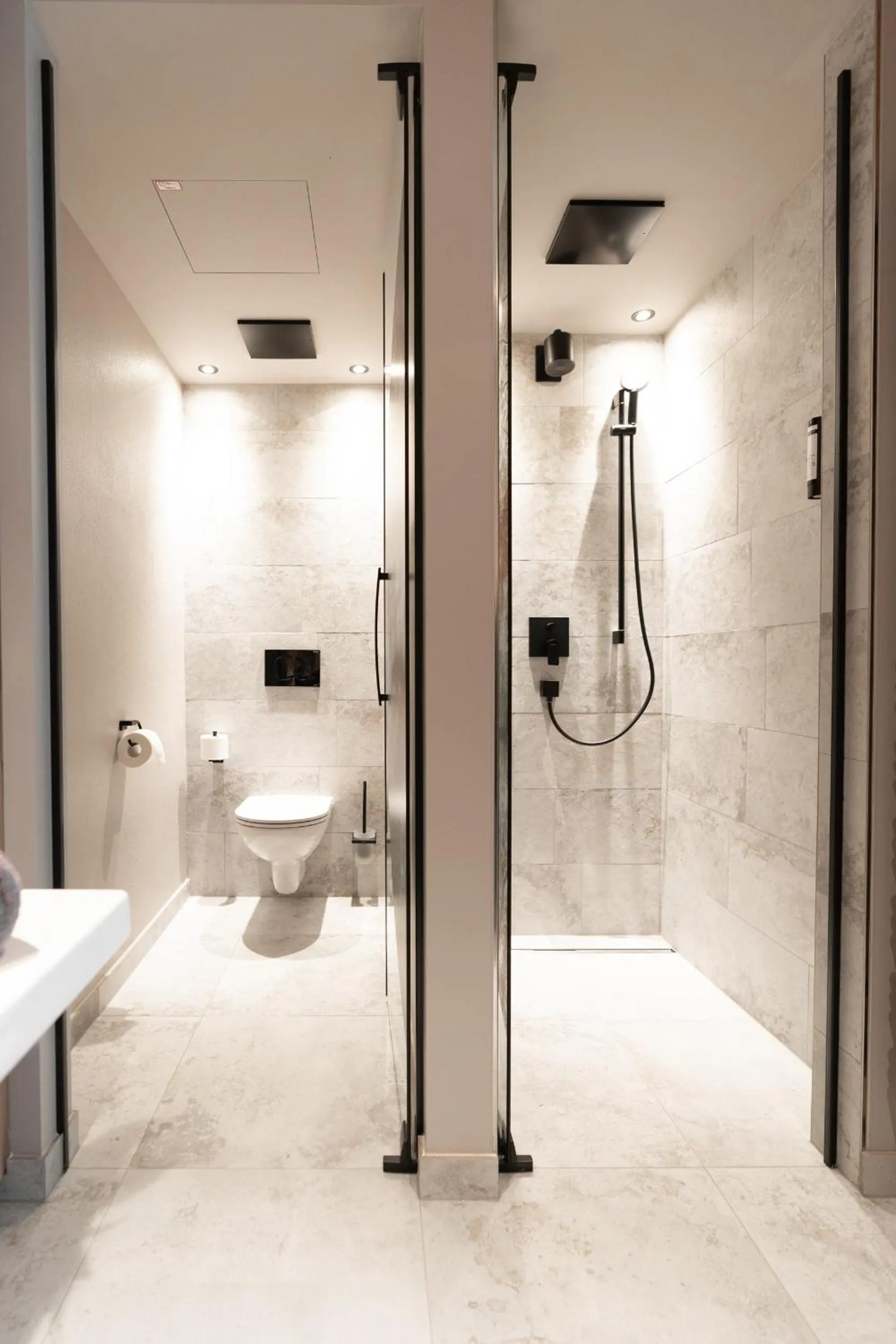 Bathroom in Hotel Astrid - Ski In - Ski Out