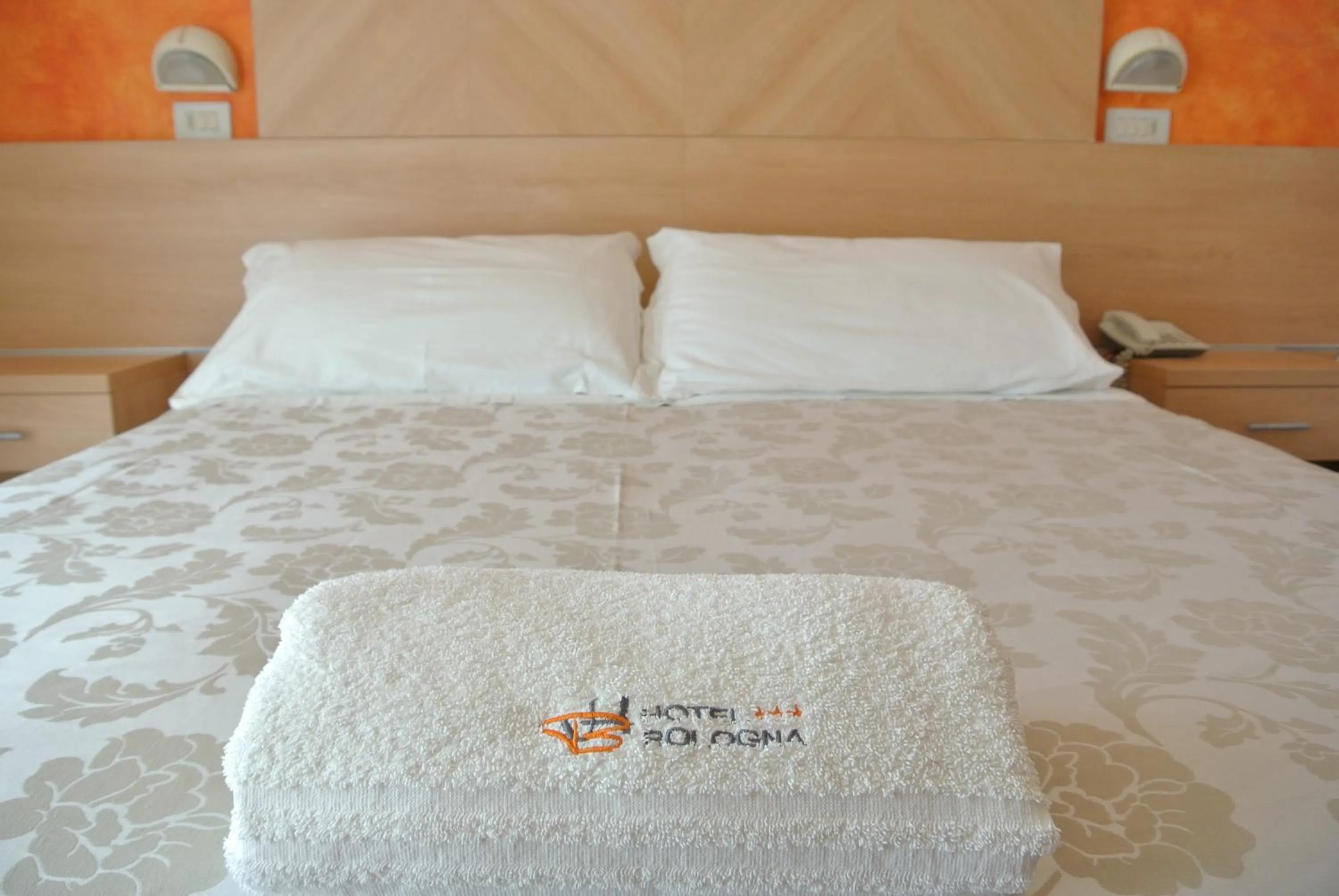 Bed in Hotel Bologna