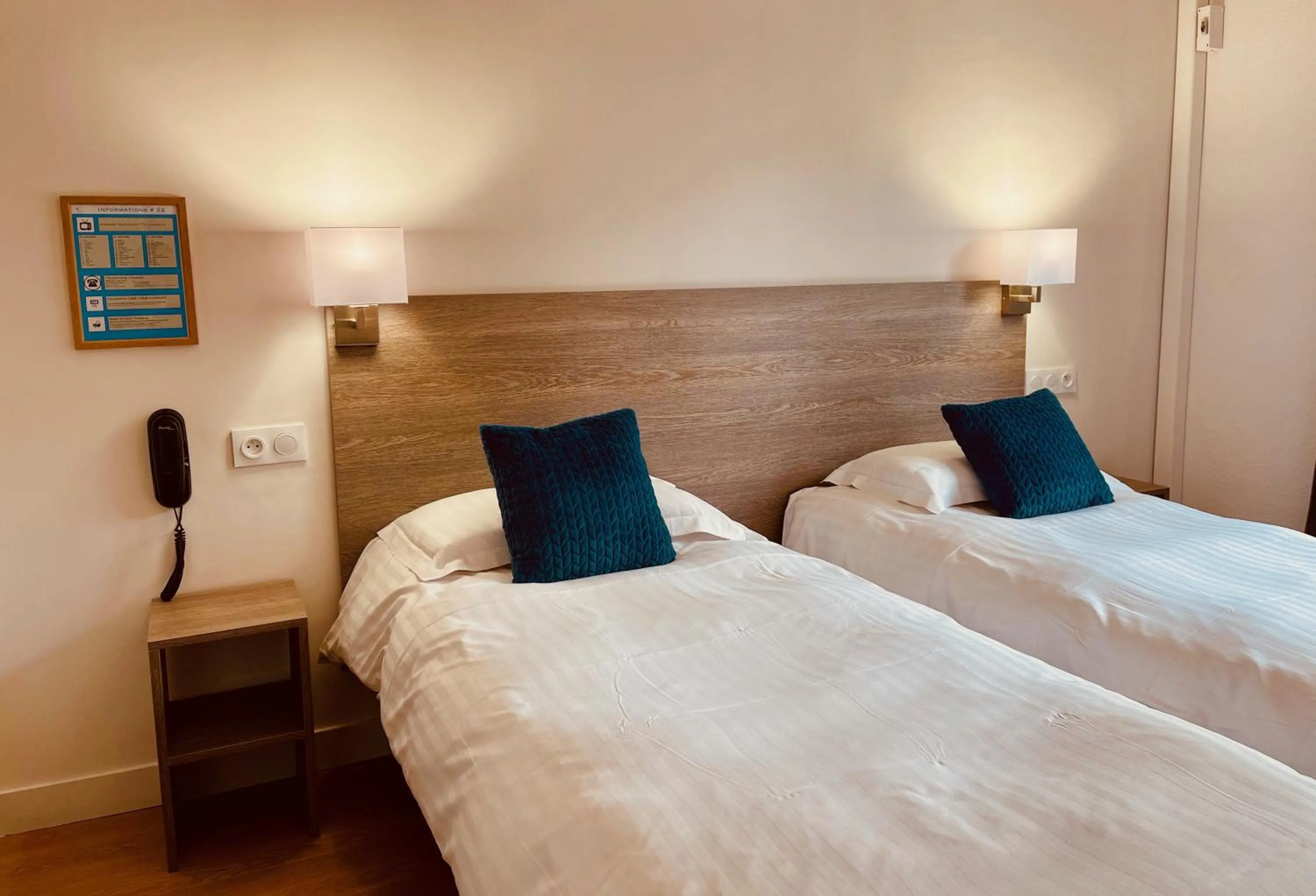 Bedroom, Bed in Hotel Courbet