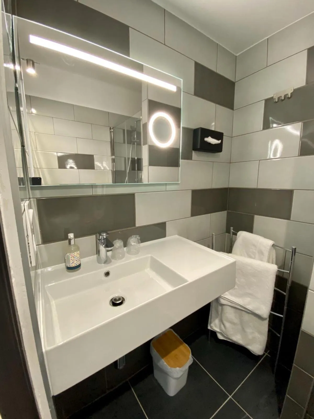 Bathroom in Hotel Courbet