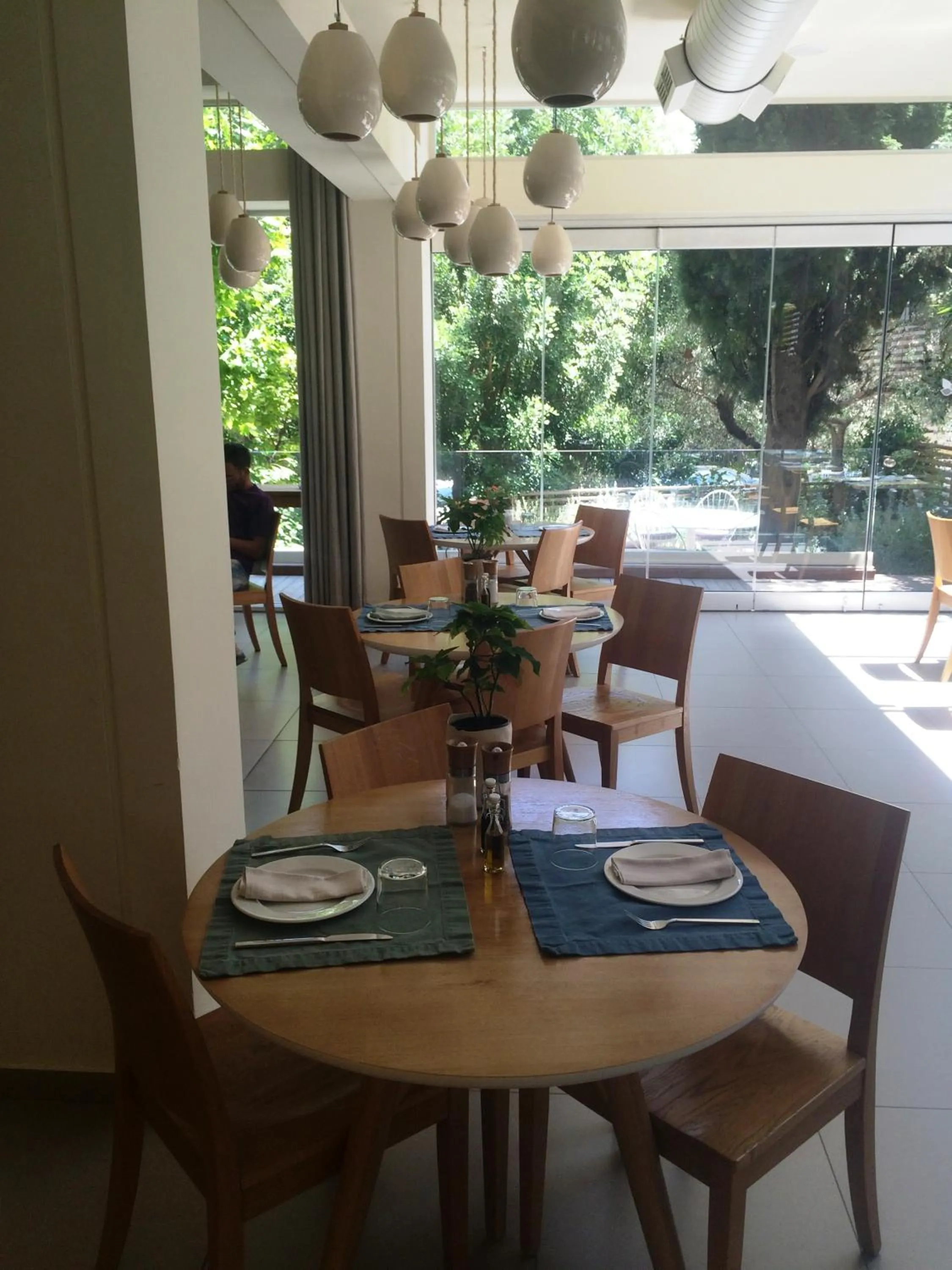 Restaurant/places to eat in Coco-Mat Hotel Nafsika