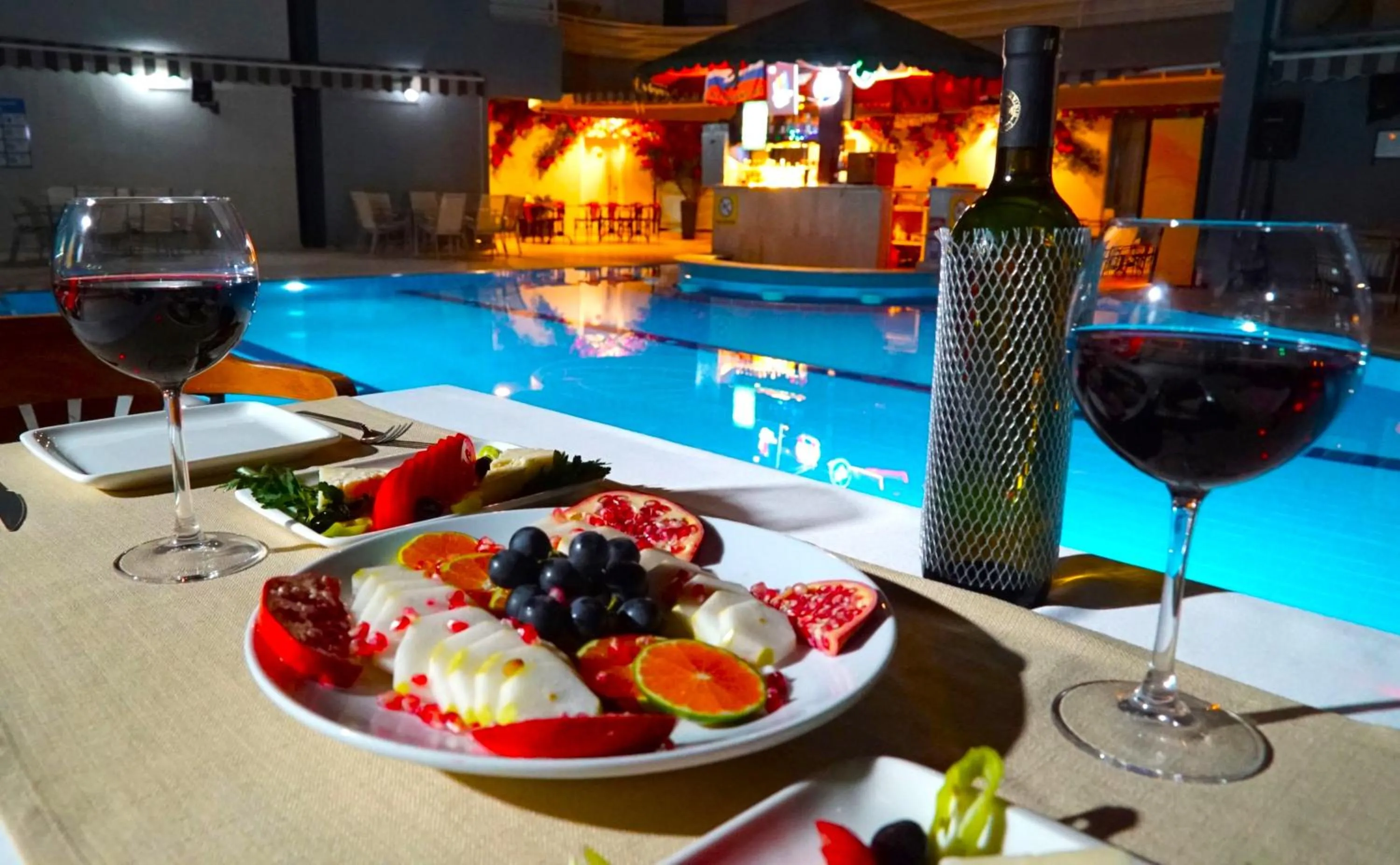 Swimming pool in Happy Apart Hotel