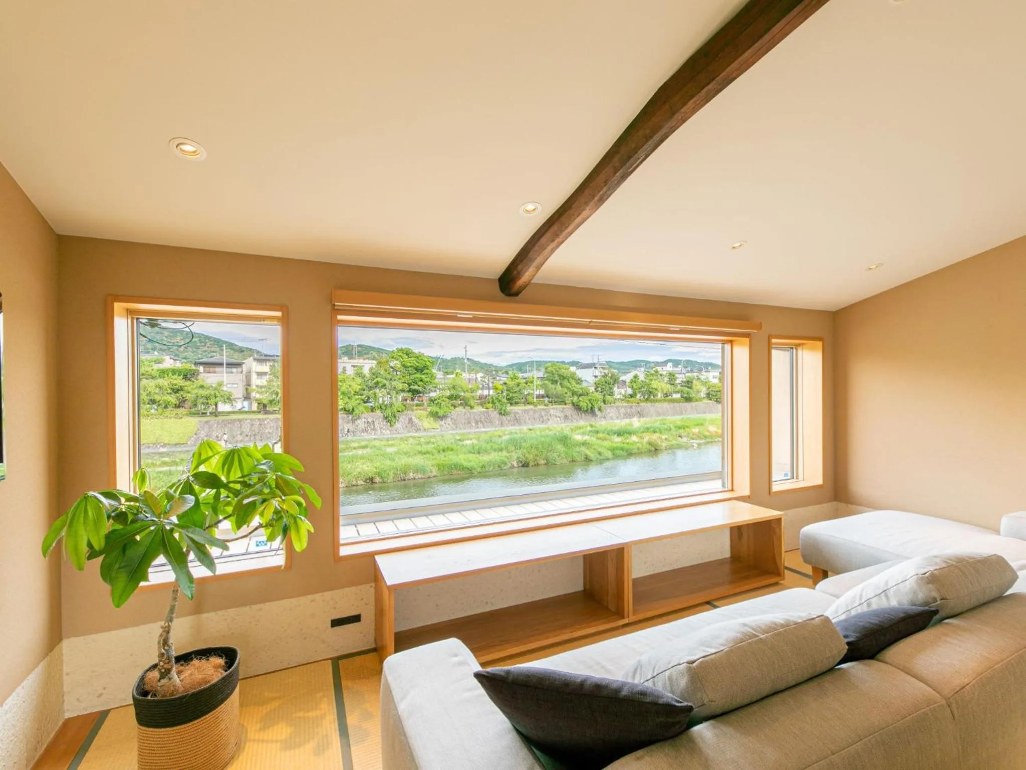 View (from property/room), Bed in Shirasagi Kyoto