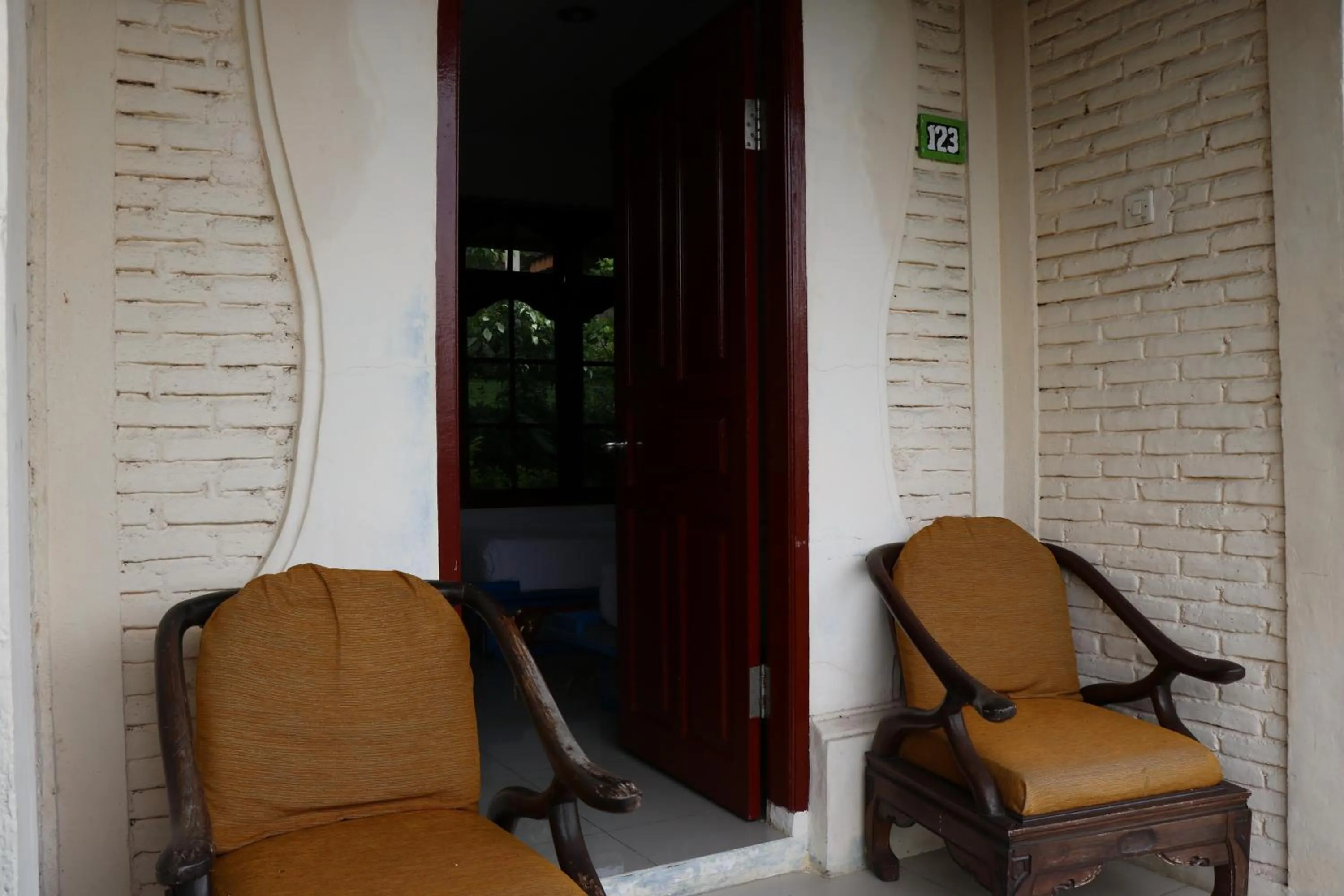 Puri Bunga Beach Cottages