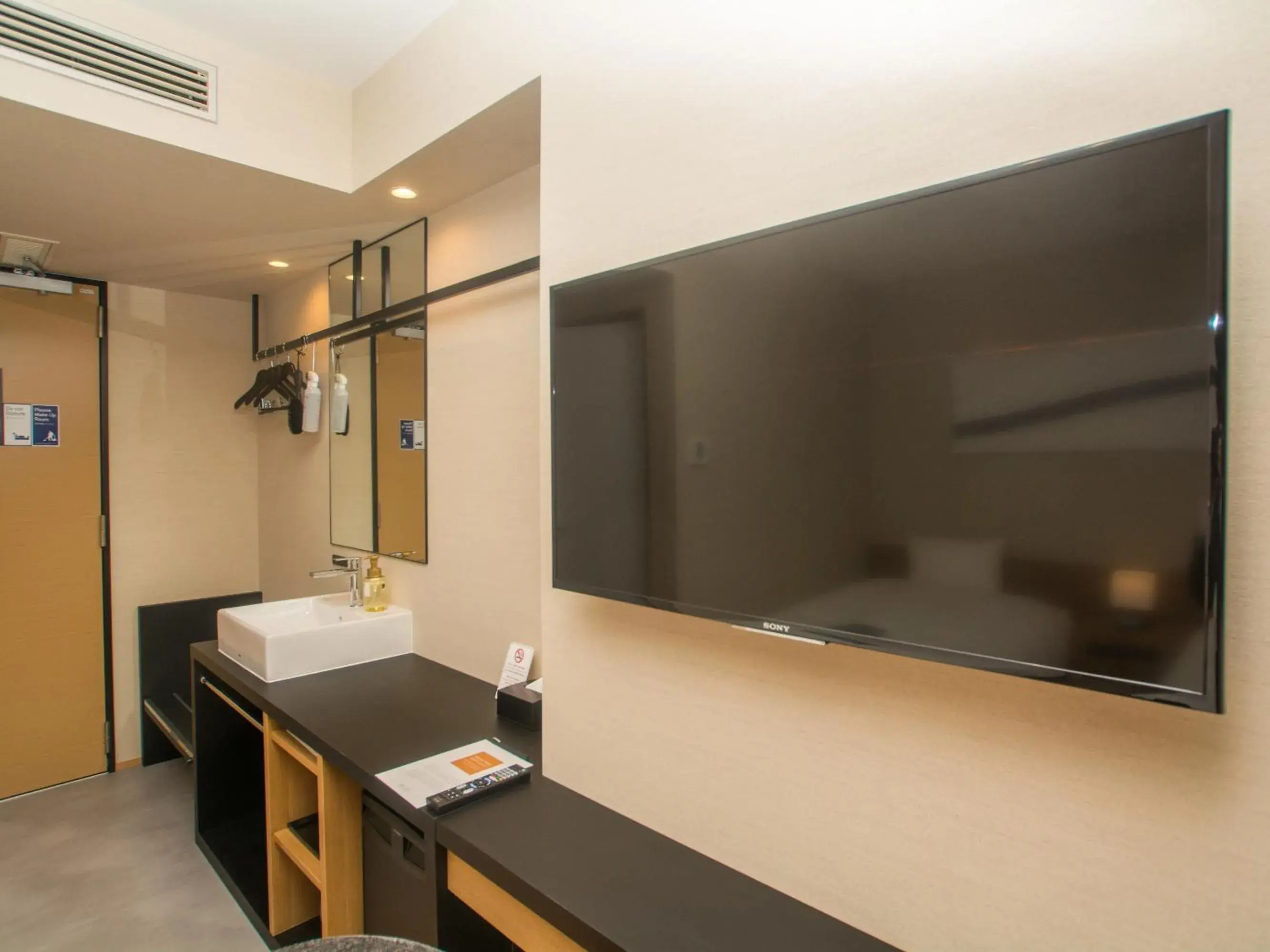 Photo of the whole room in HATAGO INN Shizuoka Yoshida IC Photo of the whole room in HATAGO INN Shizuoka Yoshida IC