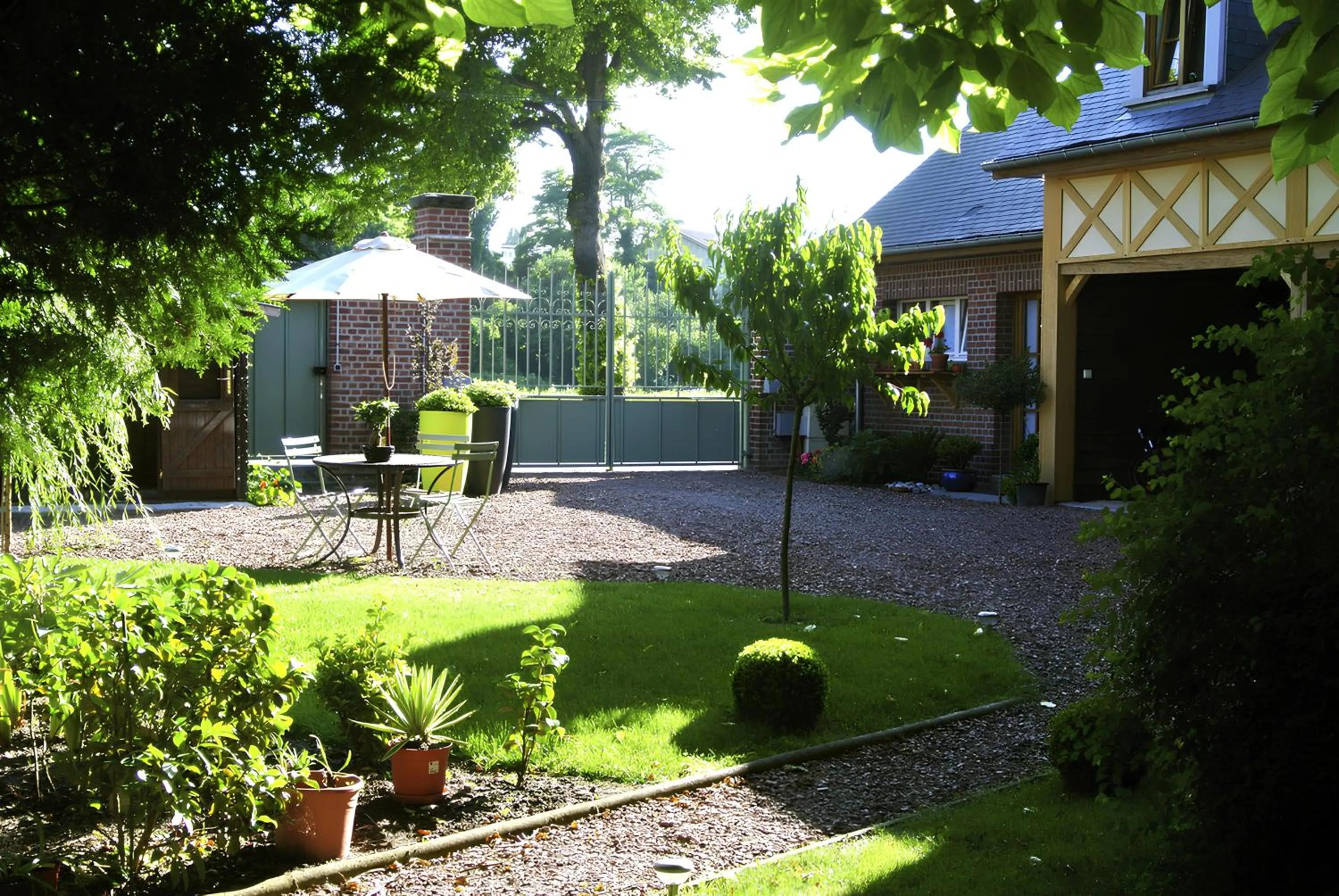 Garden in Comme une parenthèse au coeur des hortillonnages