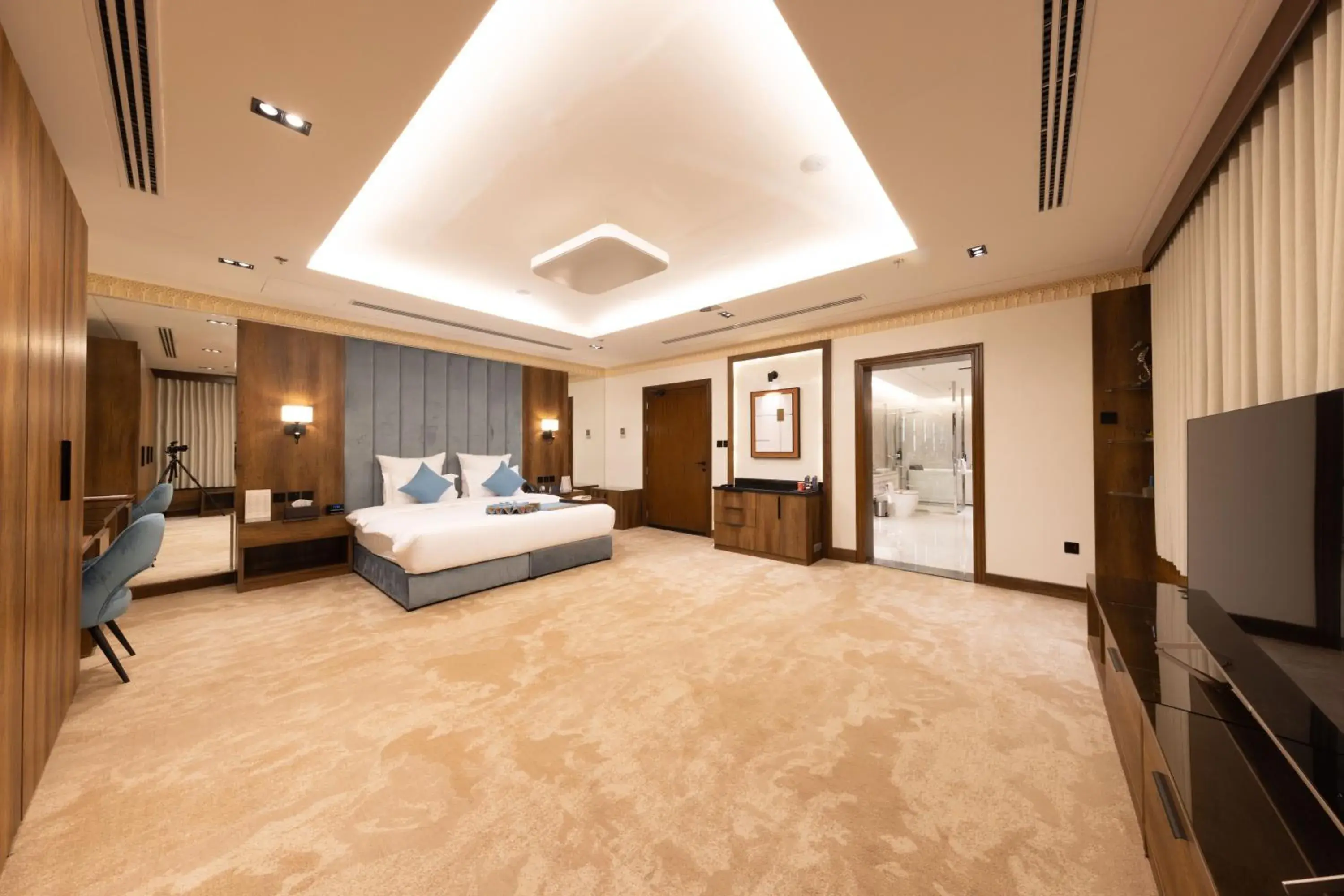 Bed in Madareem Hotel Bed in Madareem Hotel