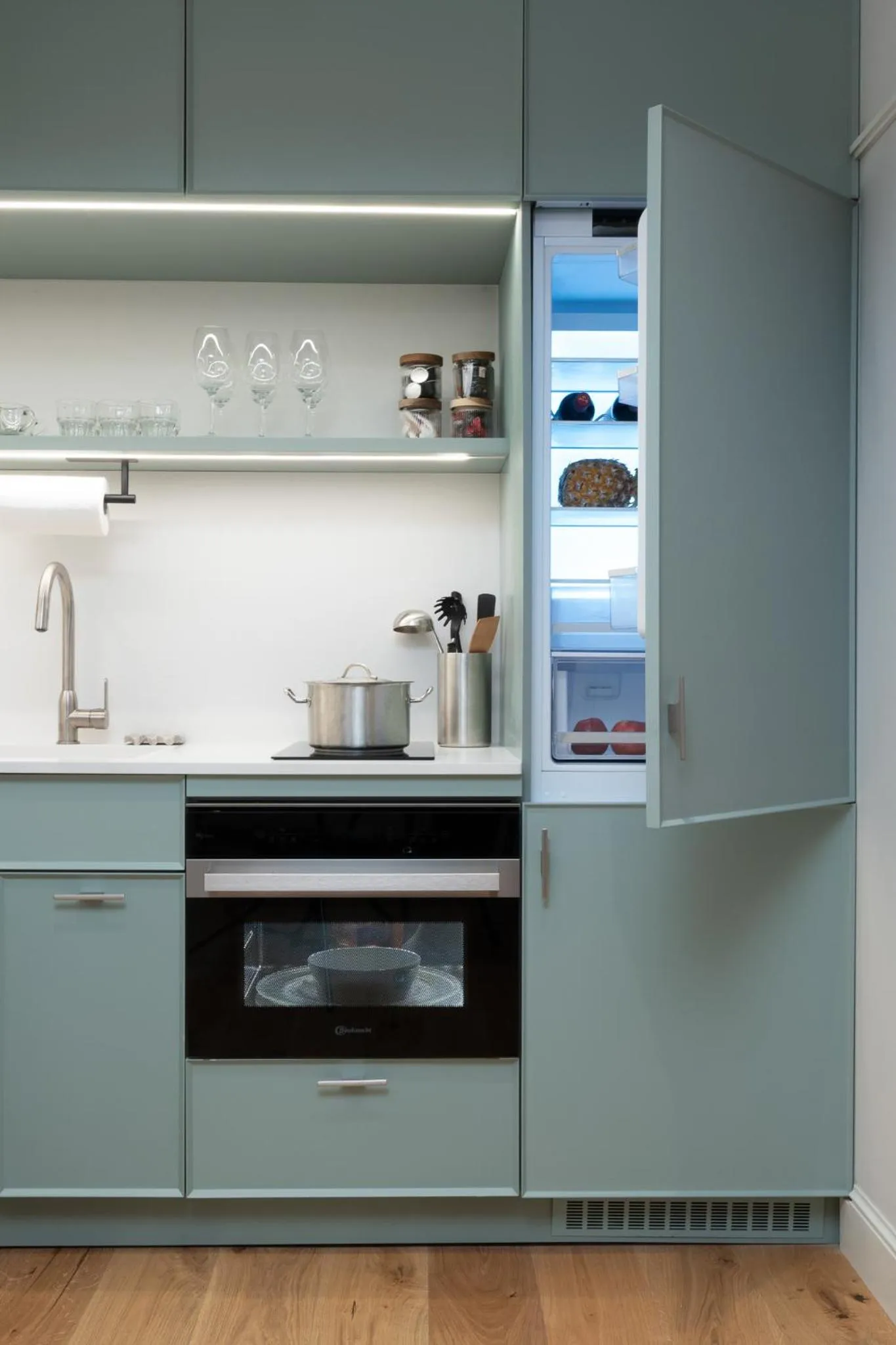 Kitchen or kitchenette in master Mazeh