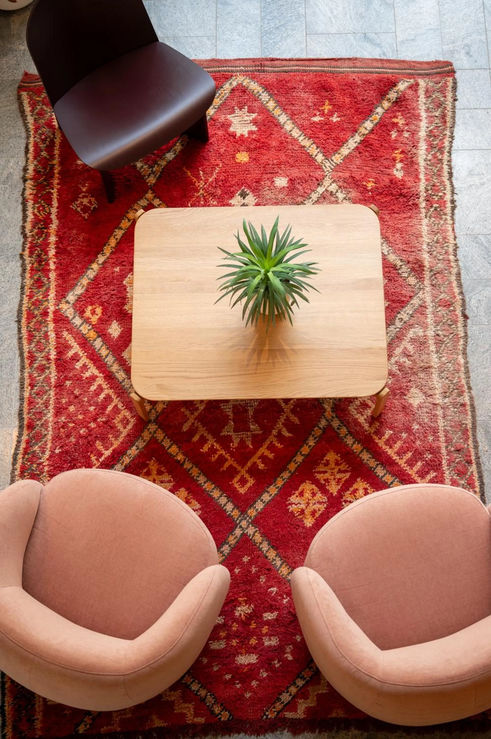 Communal kitchen in master Mazeh