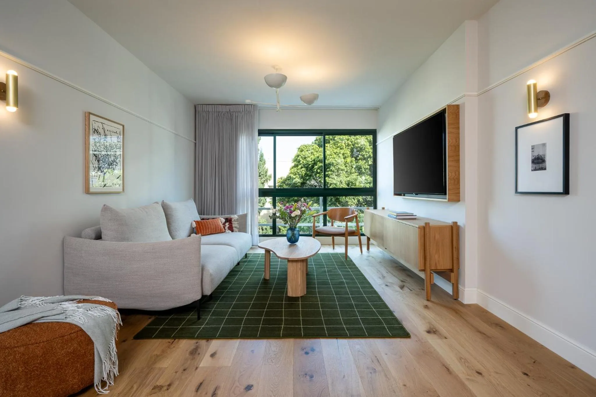 TV and multimedia in master Mazeh