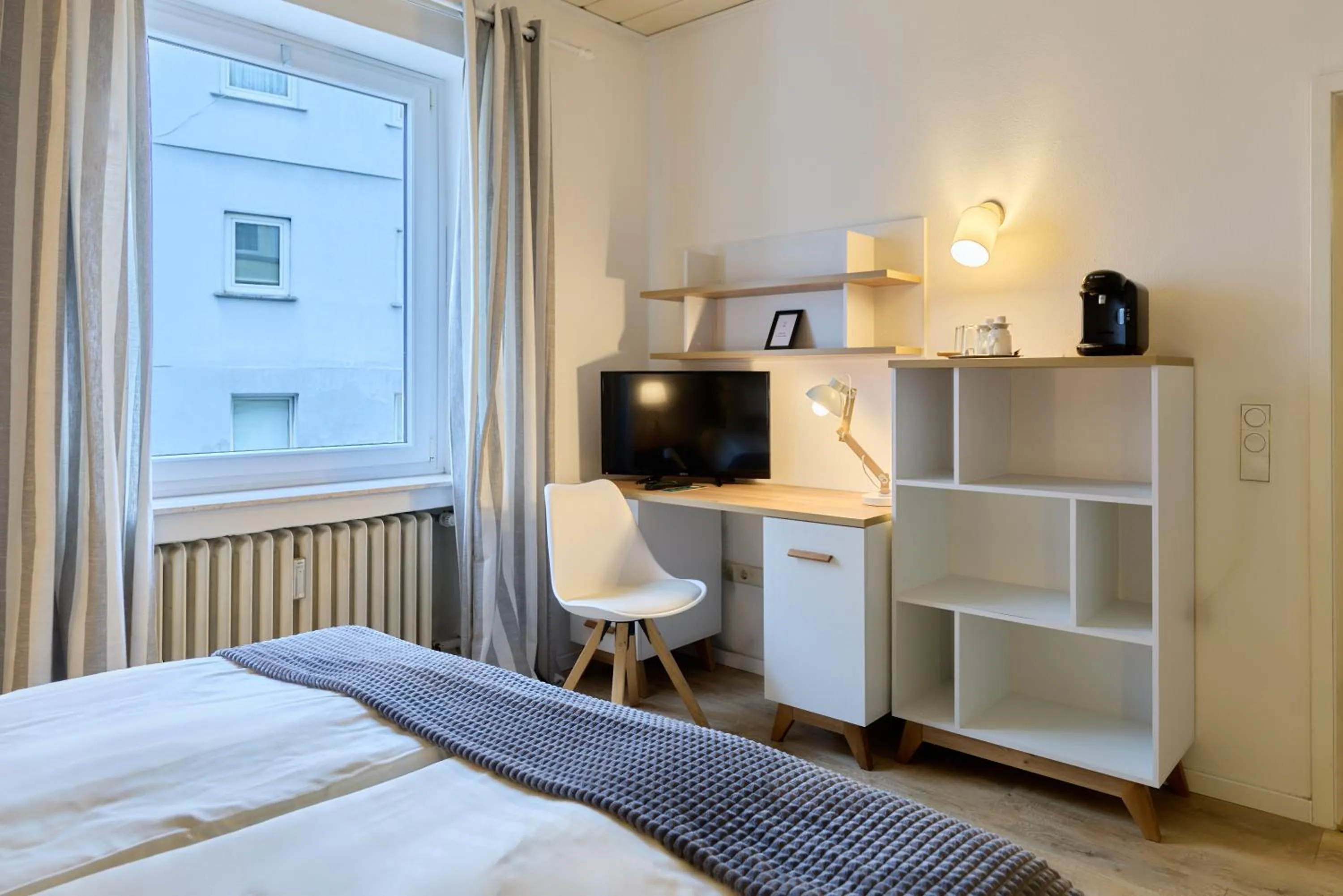 TV and multimedia, Bed in arador CITY Hotel