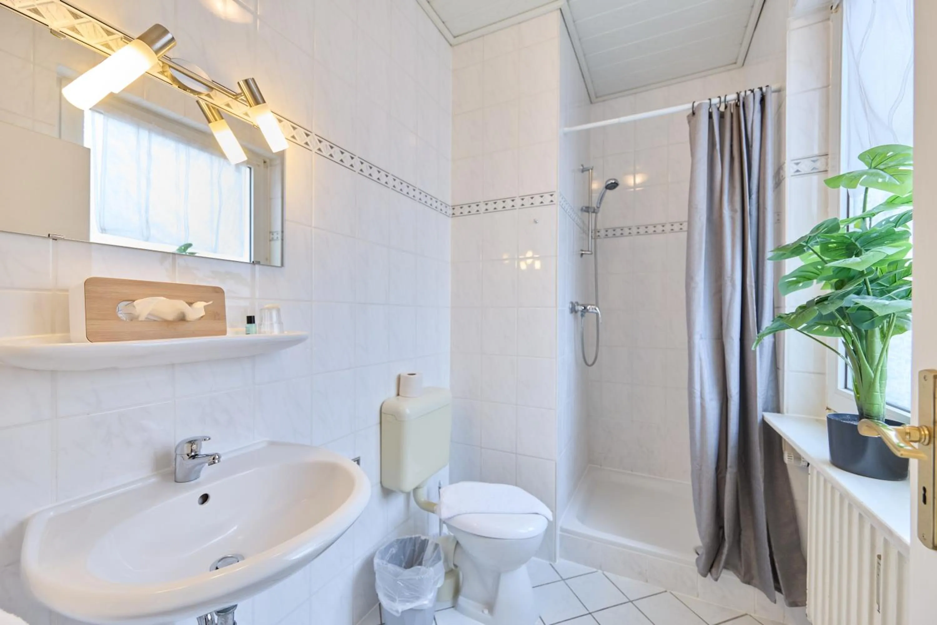 Bathroom in arador CITY Hotel