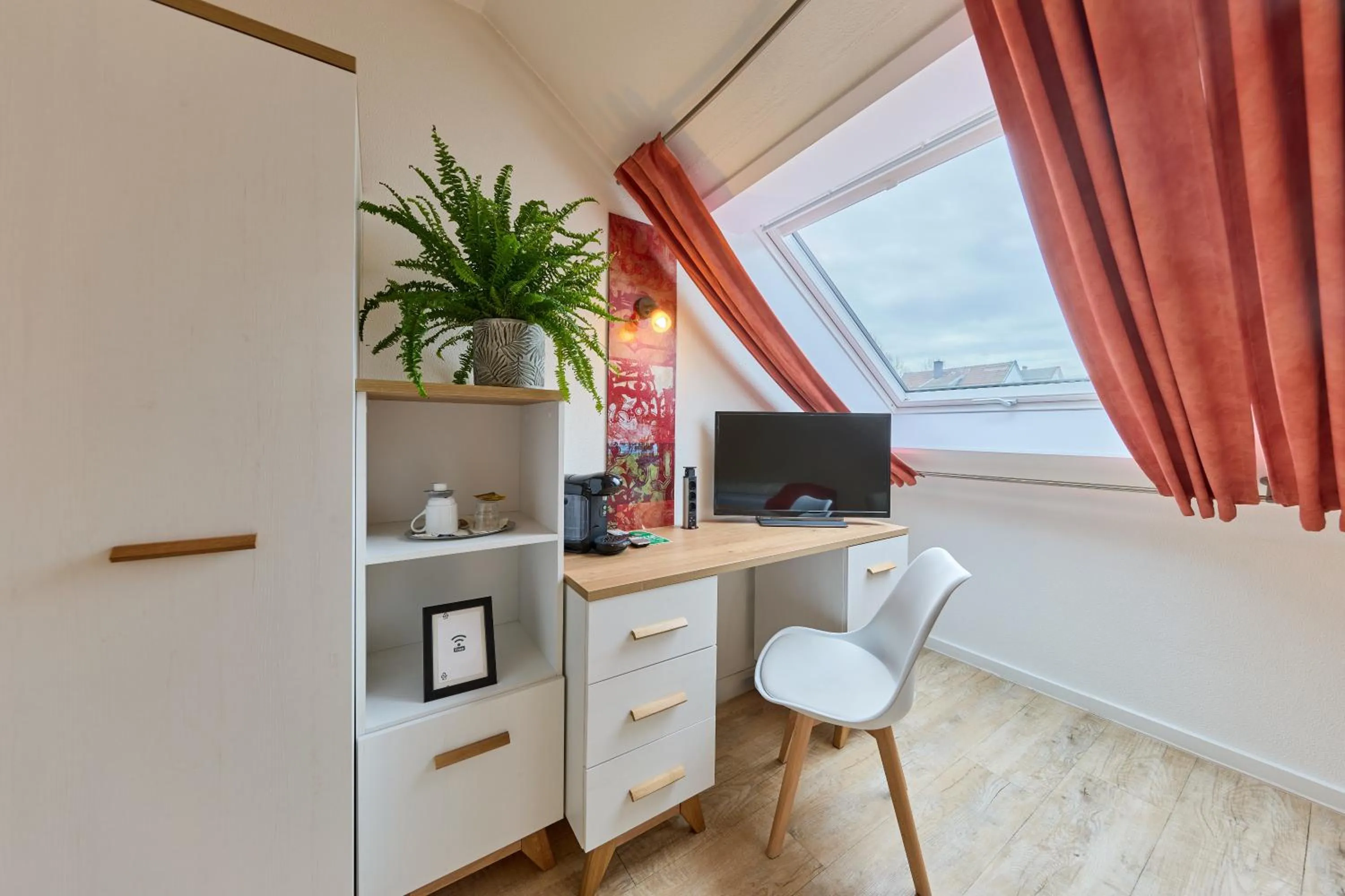 Coffee/tea facilities in arador CITY Hotel