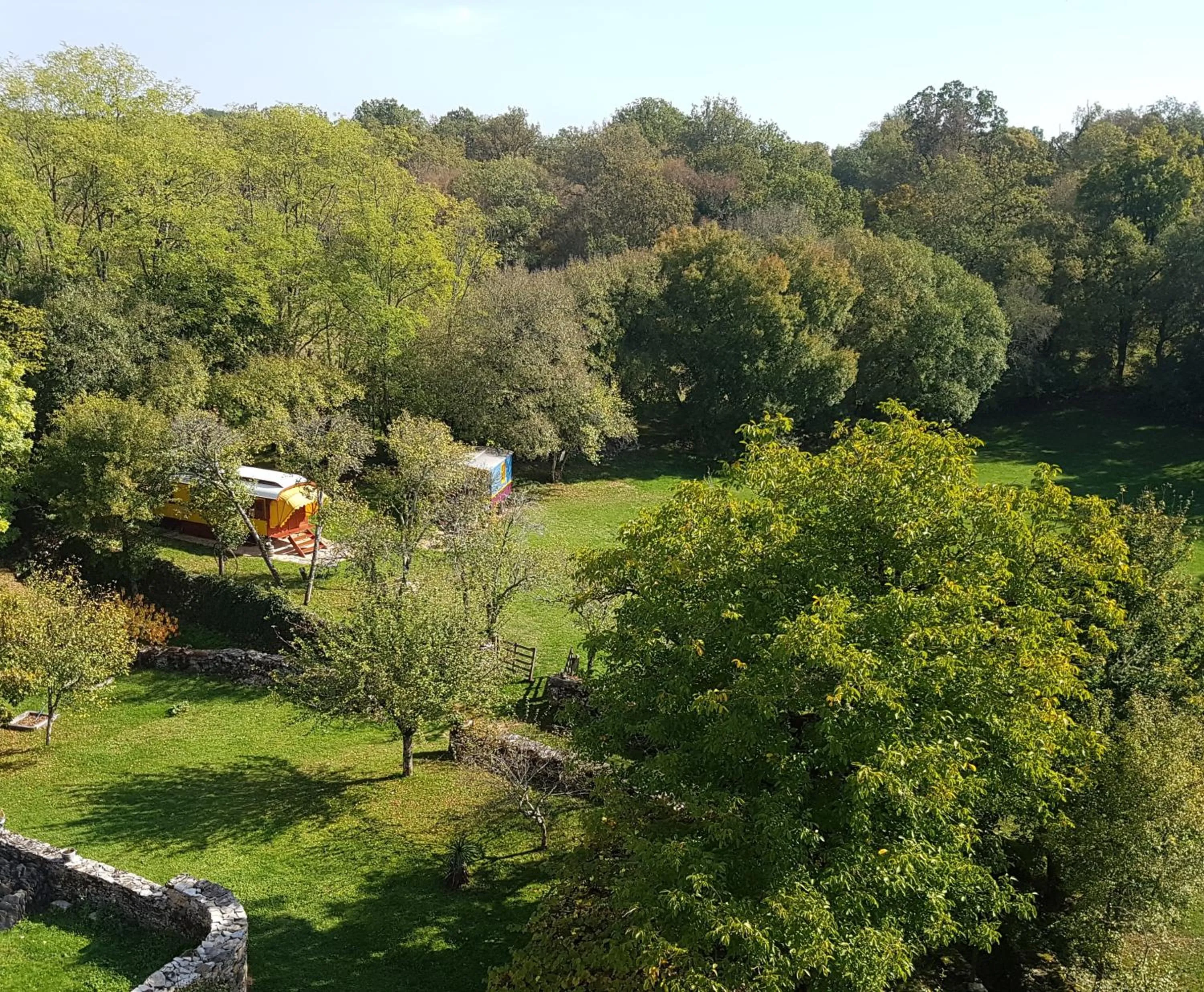 Garden in les roulottes du LOT