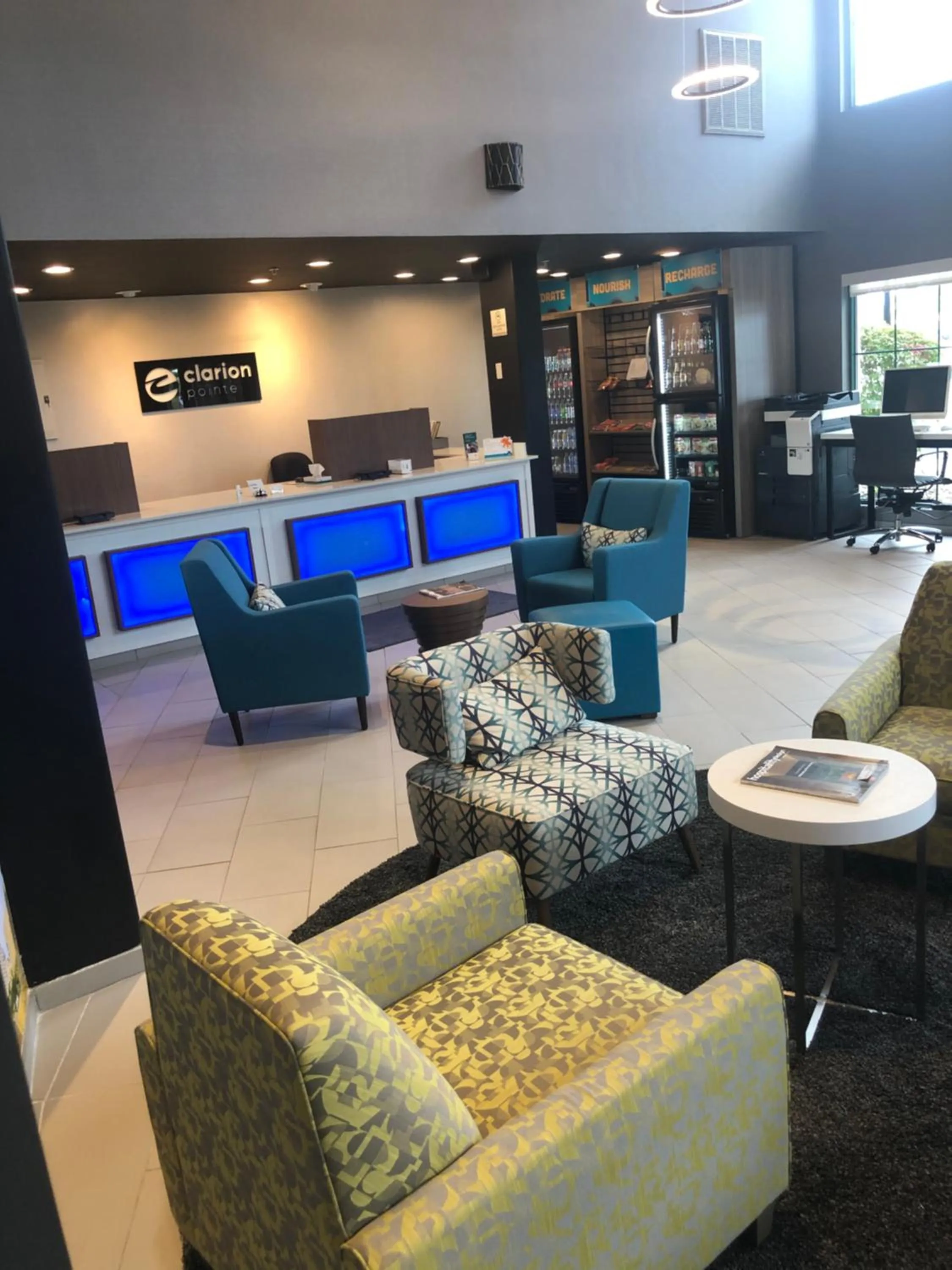 Clarion Pointe Indianapolis Airport