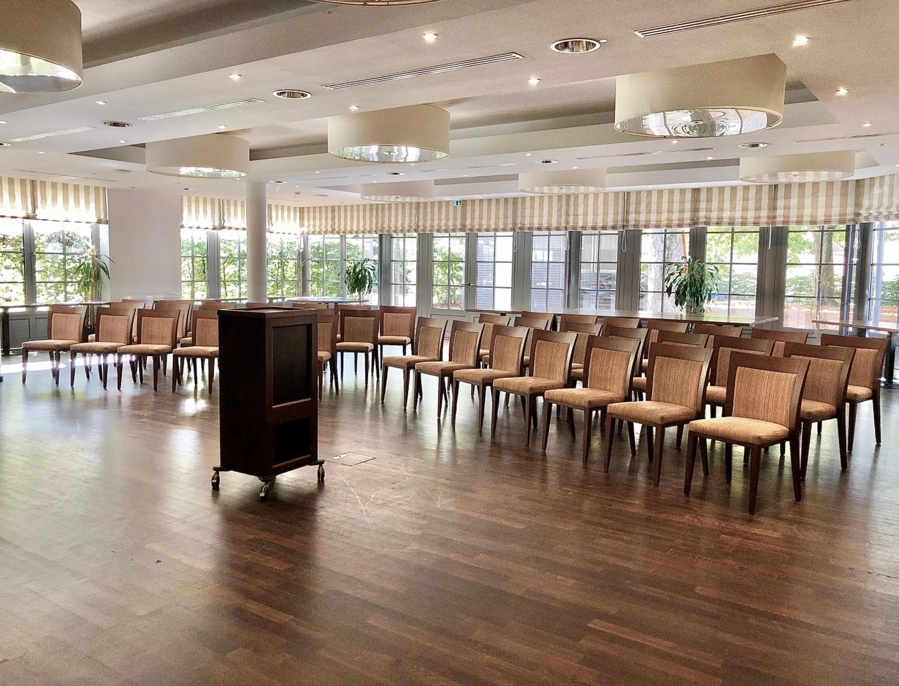 Restaurant/places to eat in Restaurant & Hotel Engelkeller