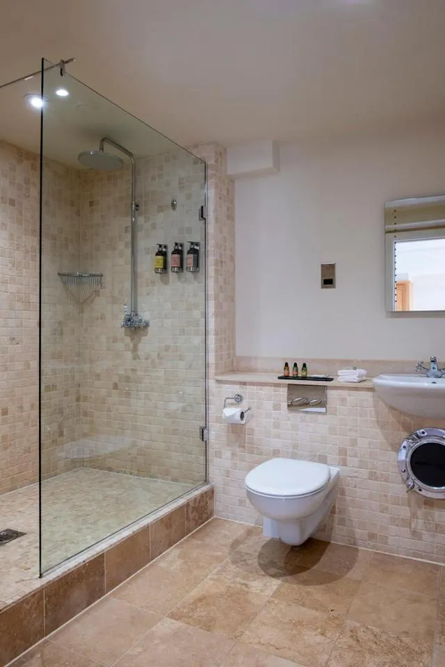 Shower in South Sands Hotel