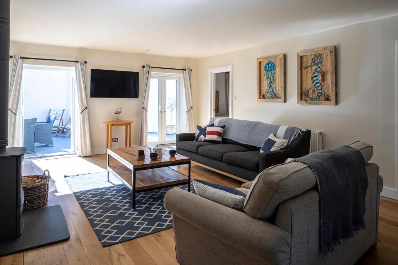 Shower in South Sands Hotel