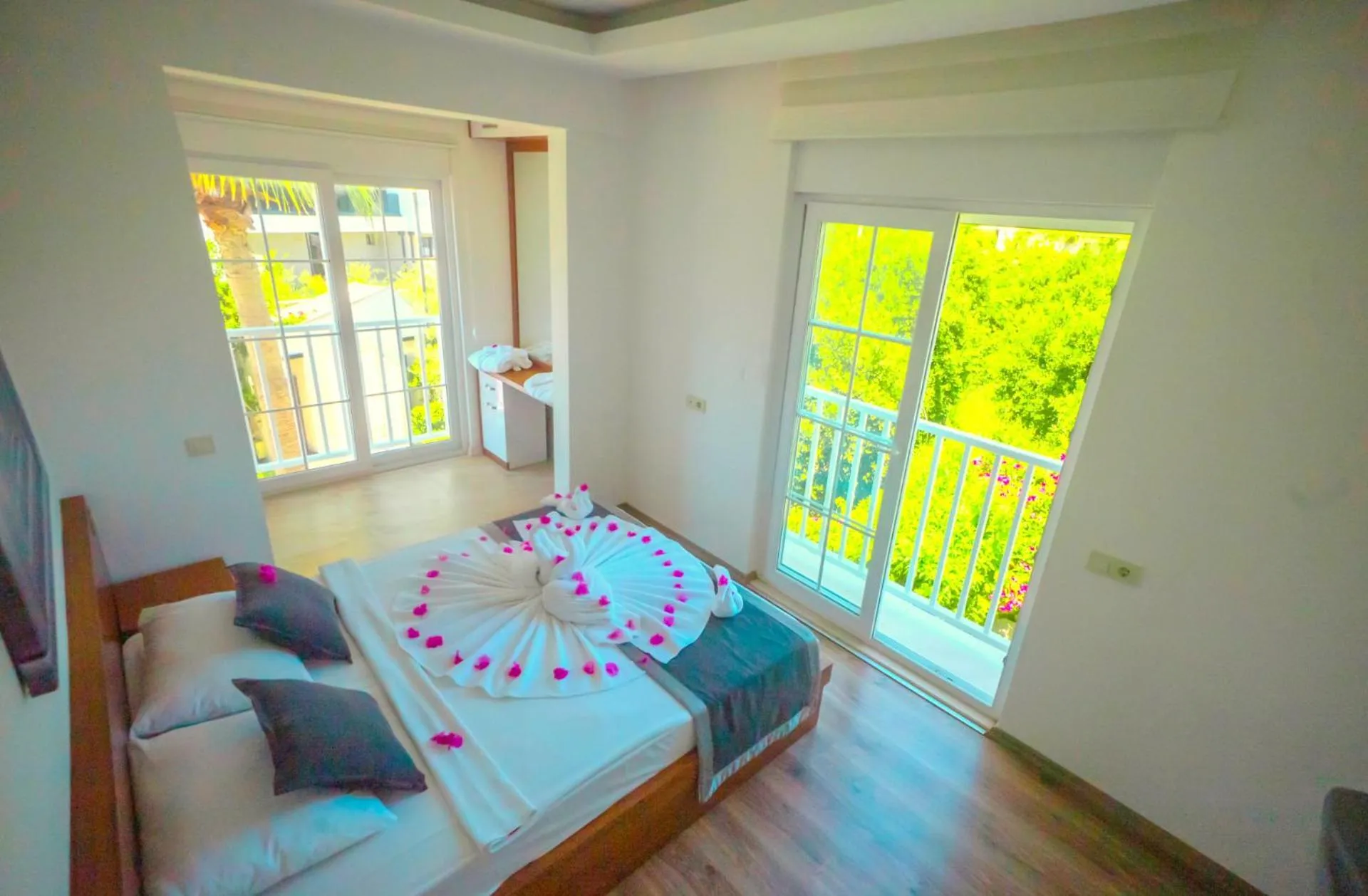 Bedroom, Bed in Sweet Home Kemer Apartments