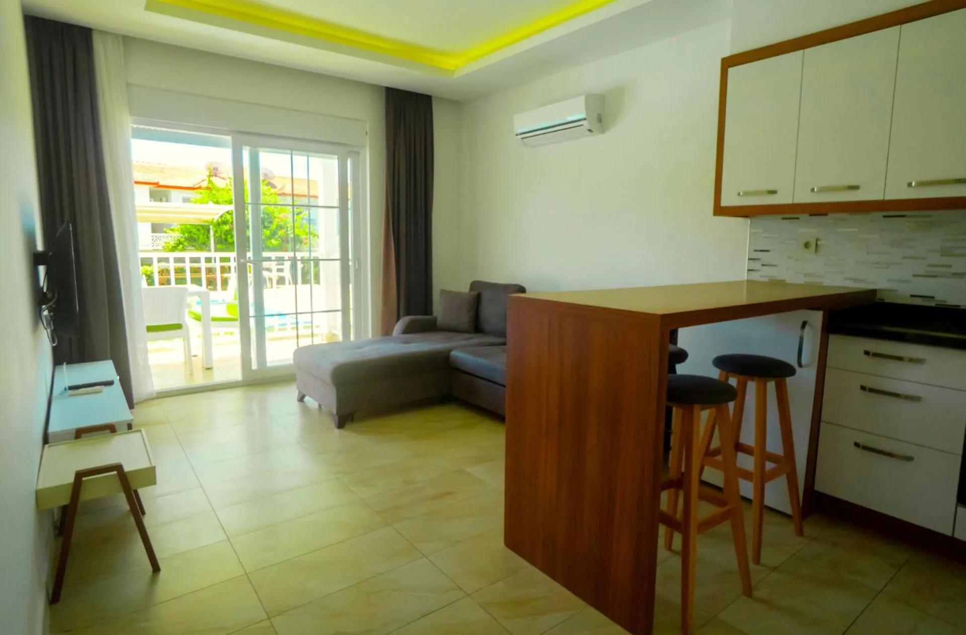 TV and multimedia in Sweet Home Kemer Apartments