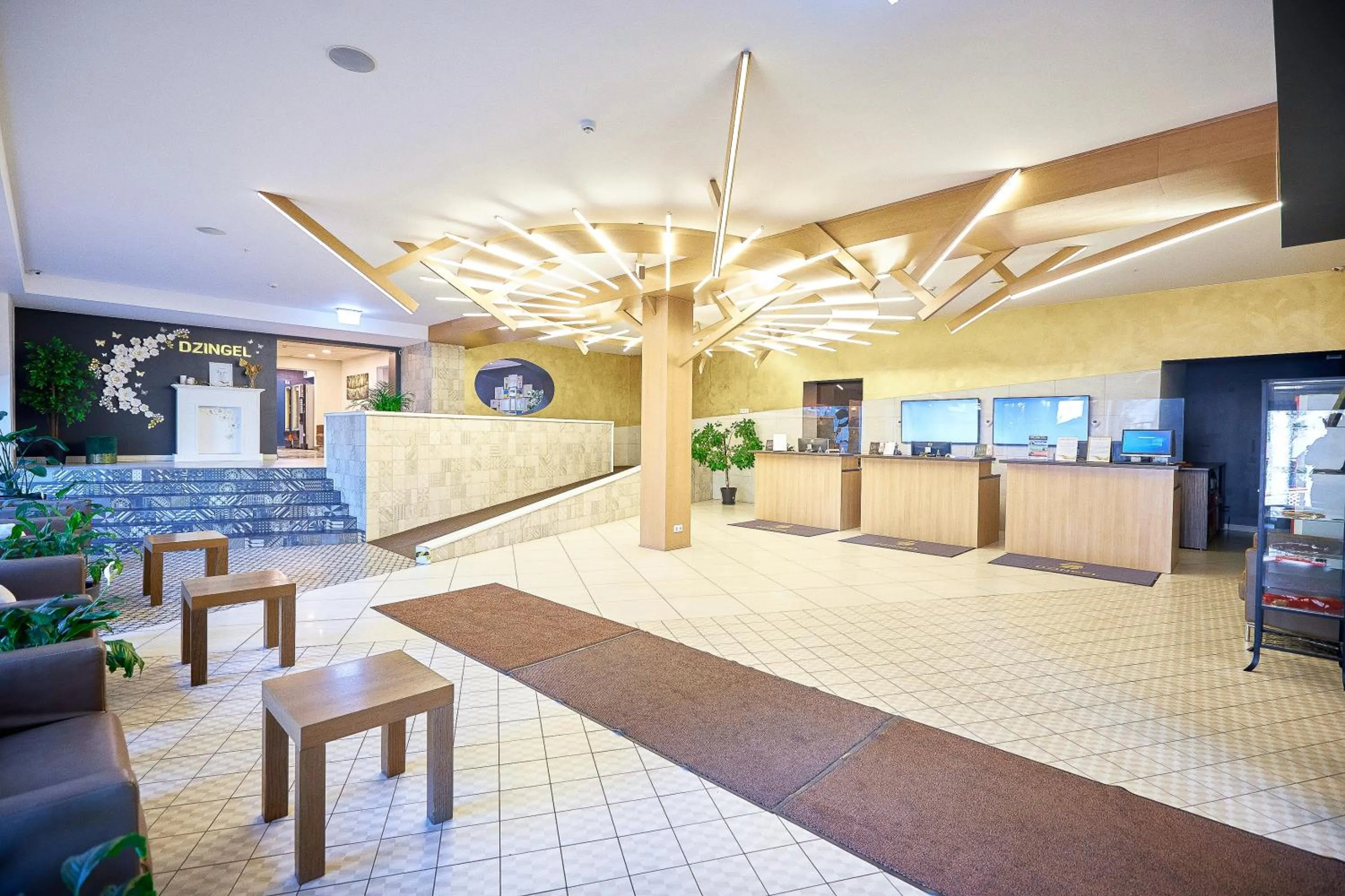 Lobby or reception in Hotel Dzingel