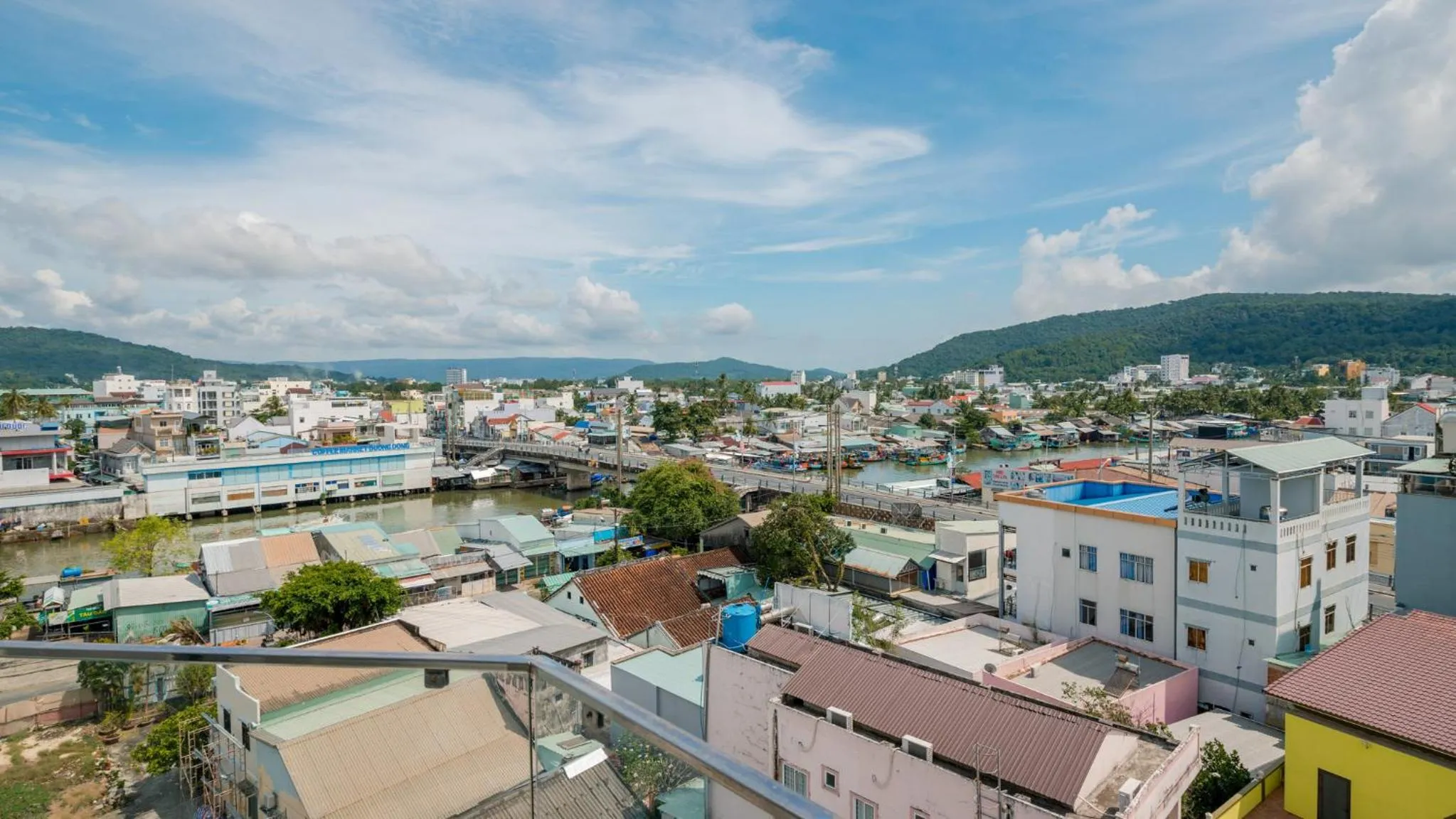 Nipola Hotel - Chợ Đêm Dương Đông Phú Quốc