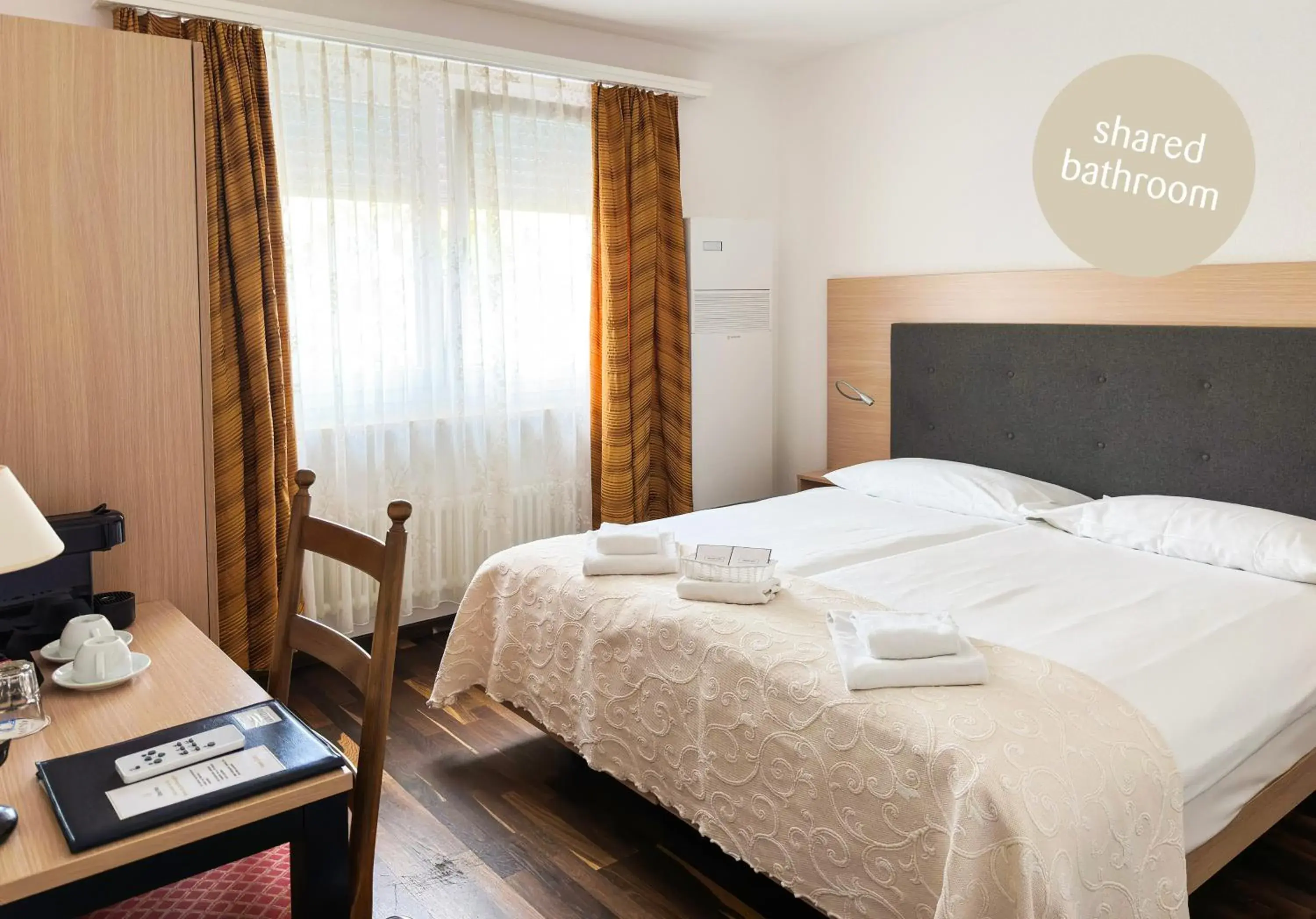 Twin Room with Shared Bathroom - single occupancy in Hotel Polo Twin Room with Shared Bathroom - single occupancy in Hotel Polo