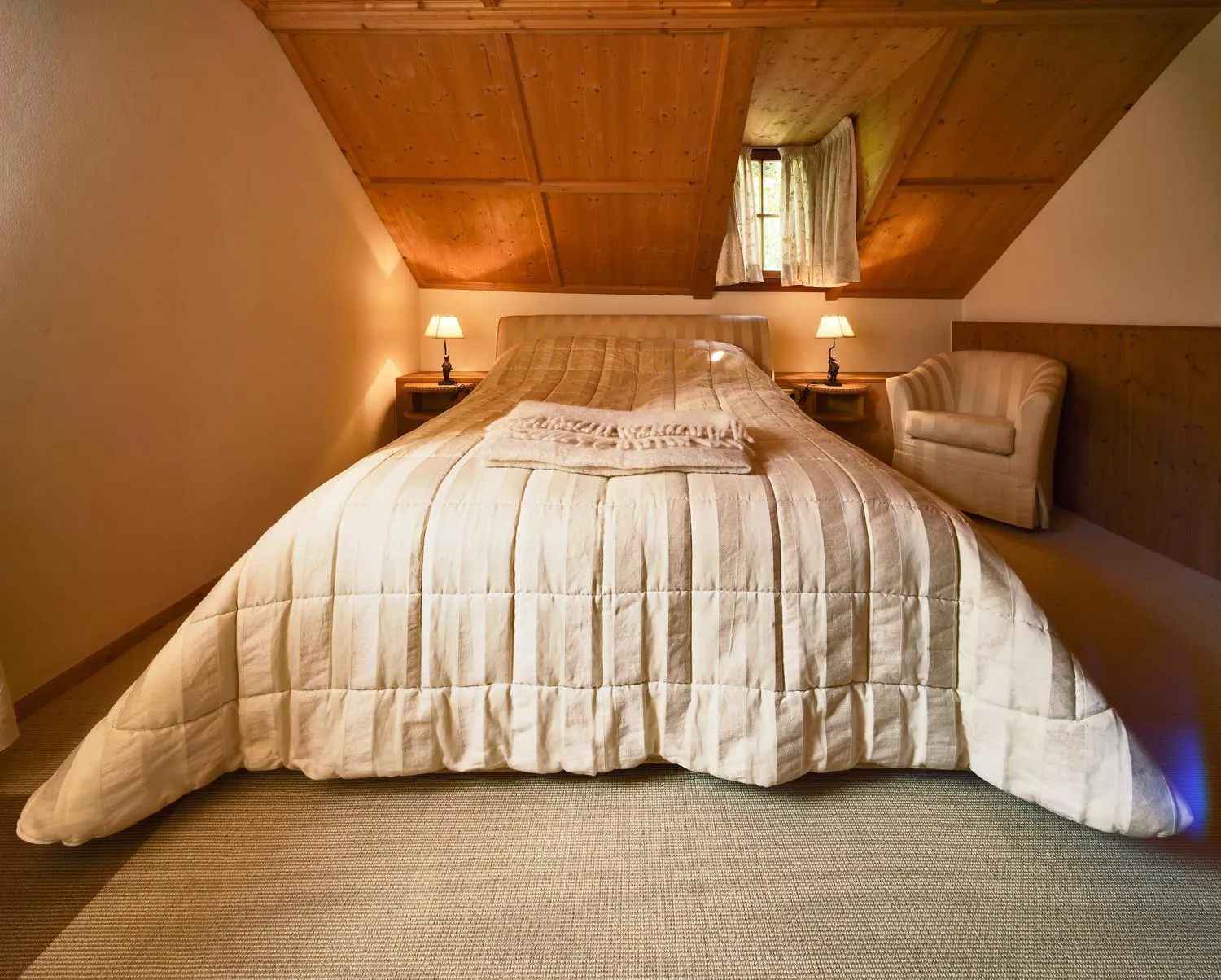 Bed in Schlosswirt Forst