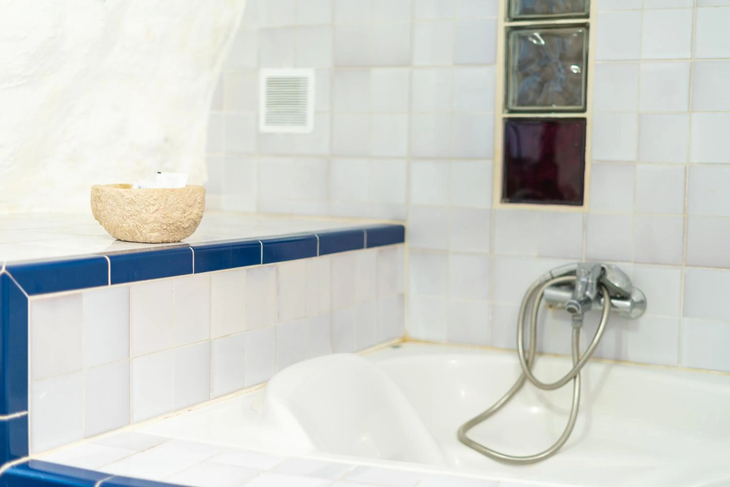 Bathroom in Apartamentos Montesclaros