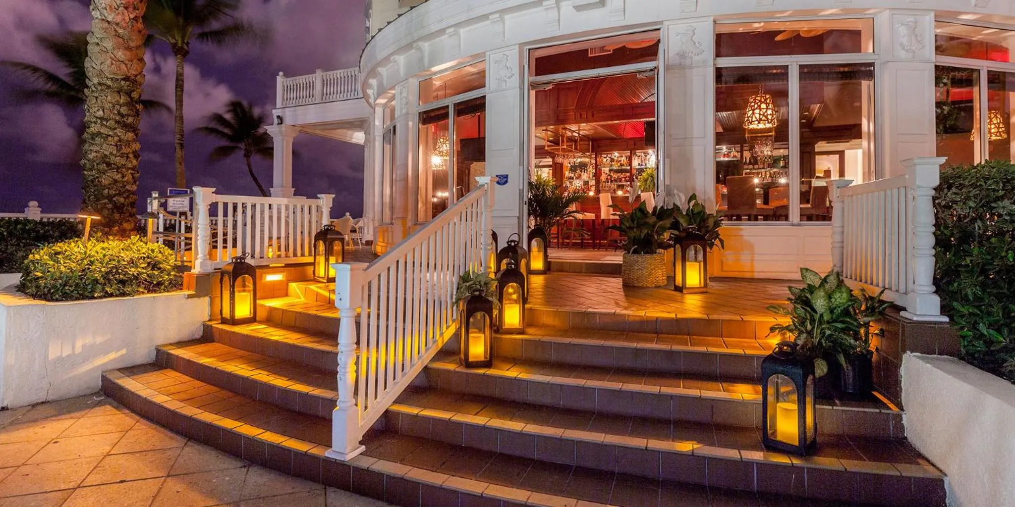 Facade/entrance in Pelican Grand Beach Resort, a Noble House Resort